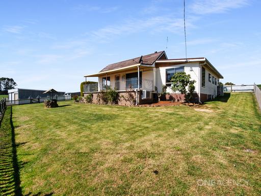 160 South Riana Road, Upper Natone TAS 7321