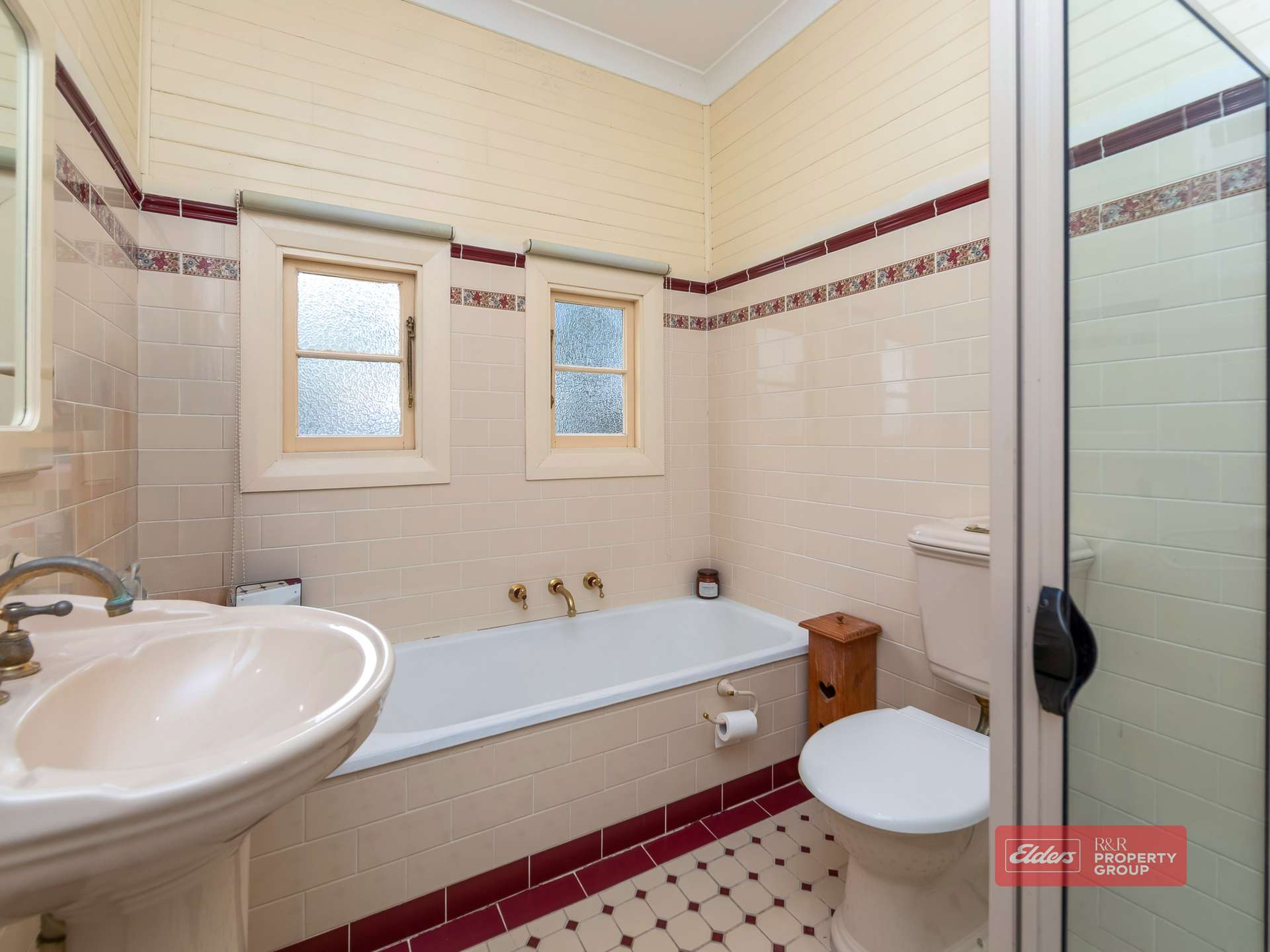 32 Argyle Street, Barrington For Sale by Farmbuy.com - image 9