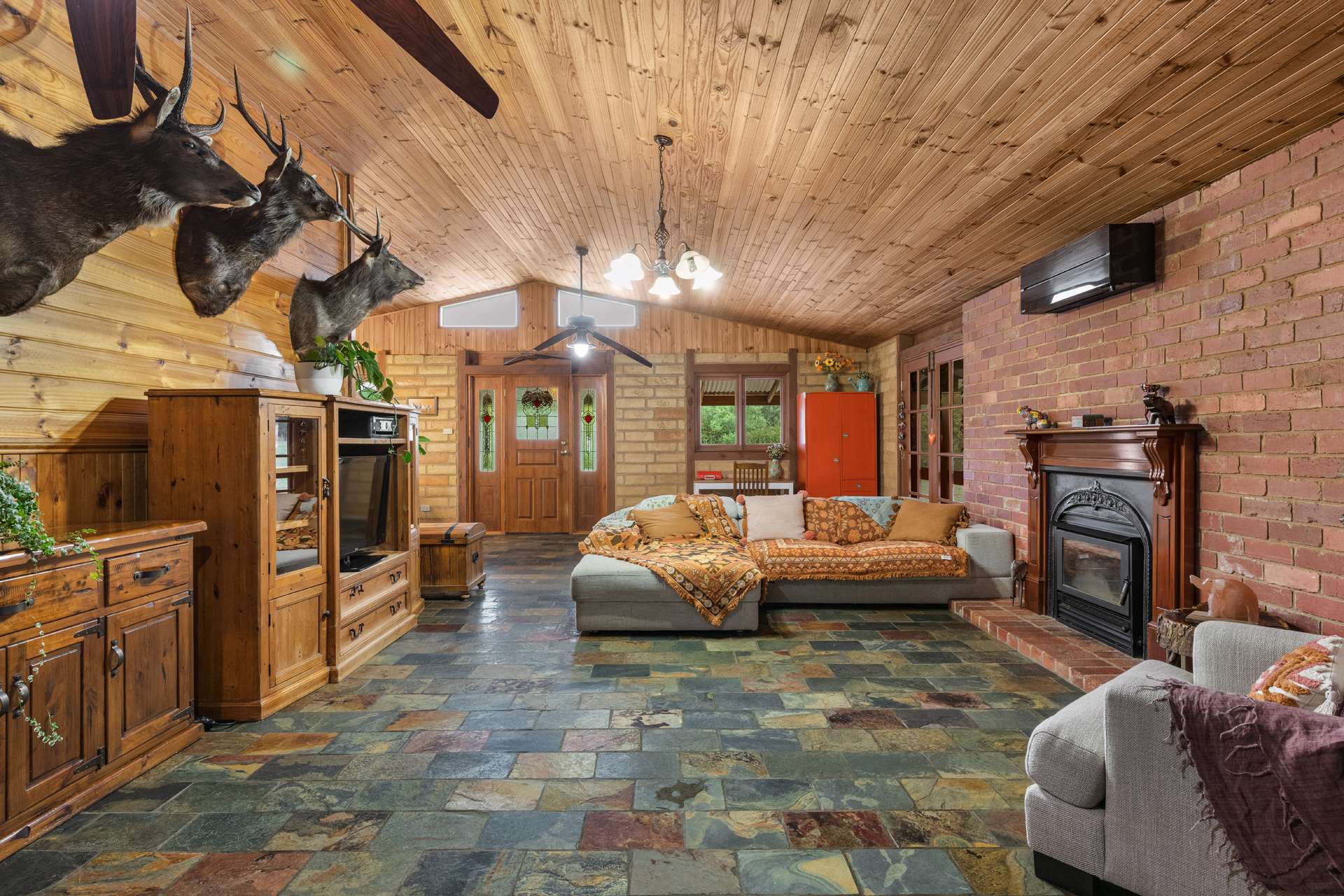 233 Braines Lane, Meadow Creek For Sale by Farmbuy.com - image 7