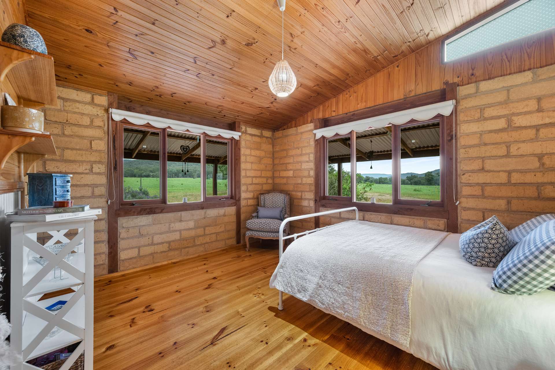 233 Braines Lane, Meadow Creek For Sale by Farmbuy.com - image 17