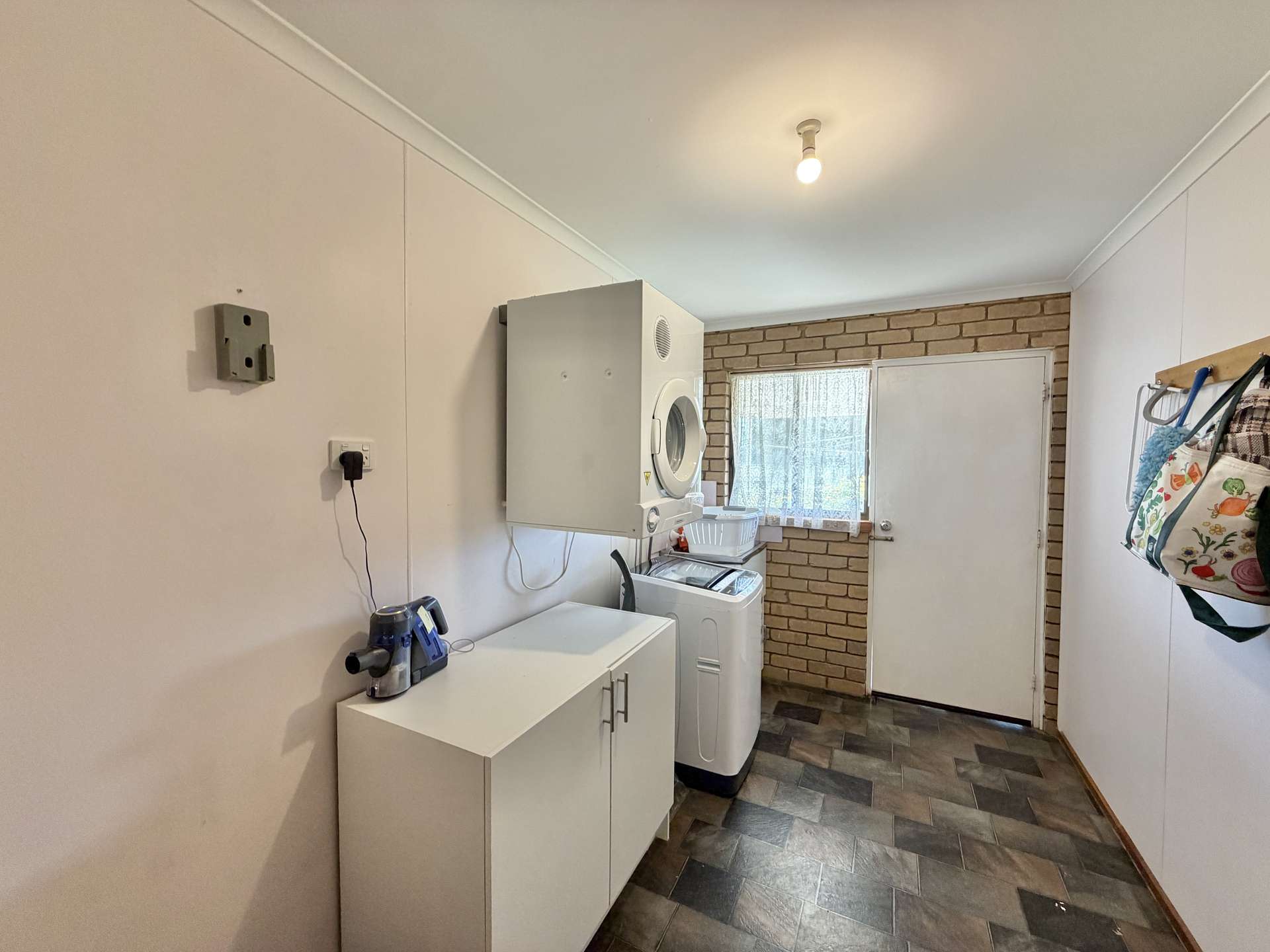 4 Catona Crescent, Cobram For Sale by Farmbuy.com - image 15