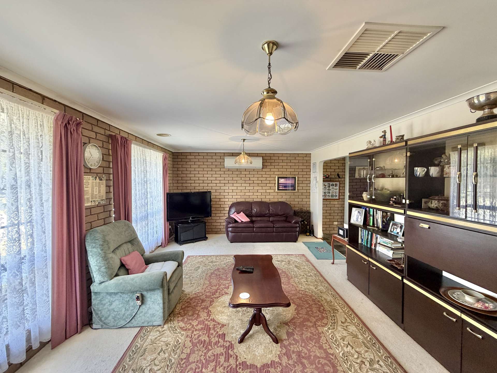 4 Catona Crescent, Cobram For Sale by Farmbuy.com - image 8