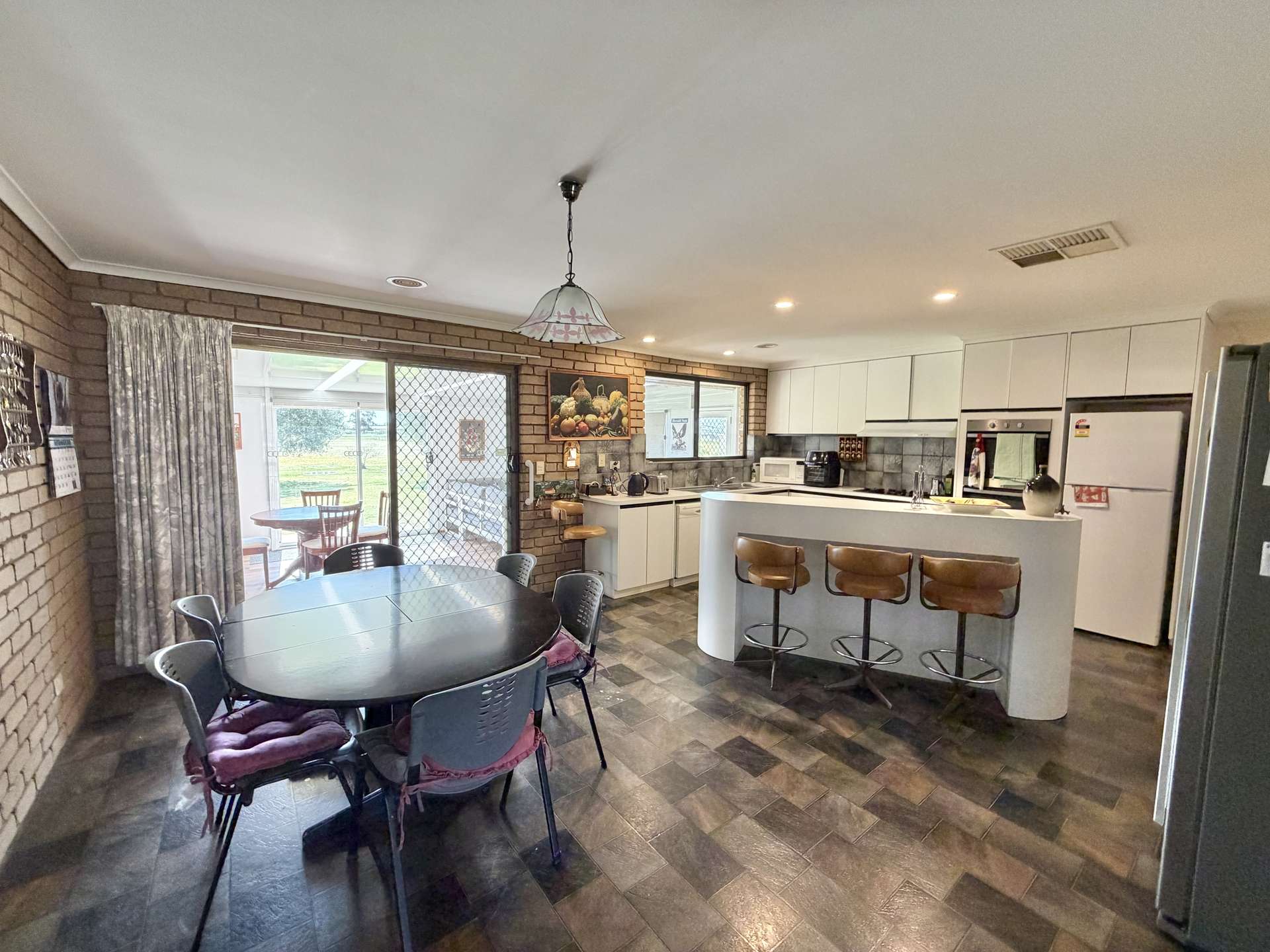 4 Catona Crescent, Cobram For Sale by Farmbuy.com - image 6