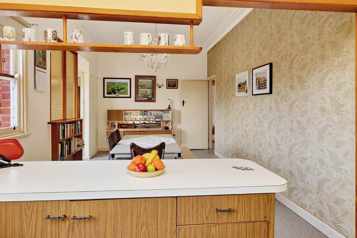 'Baroona' 33 North Road, Mortlake For Sale by Farmbuy.com - image 19