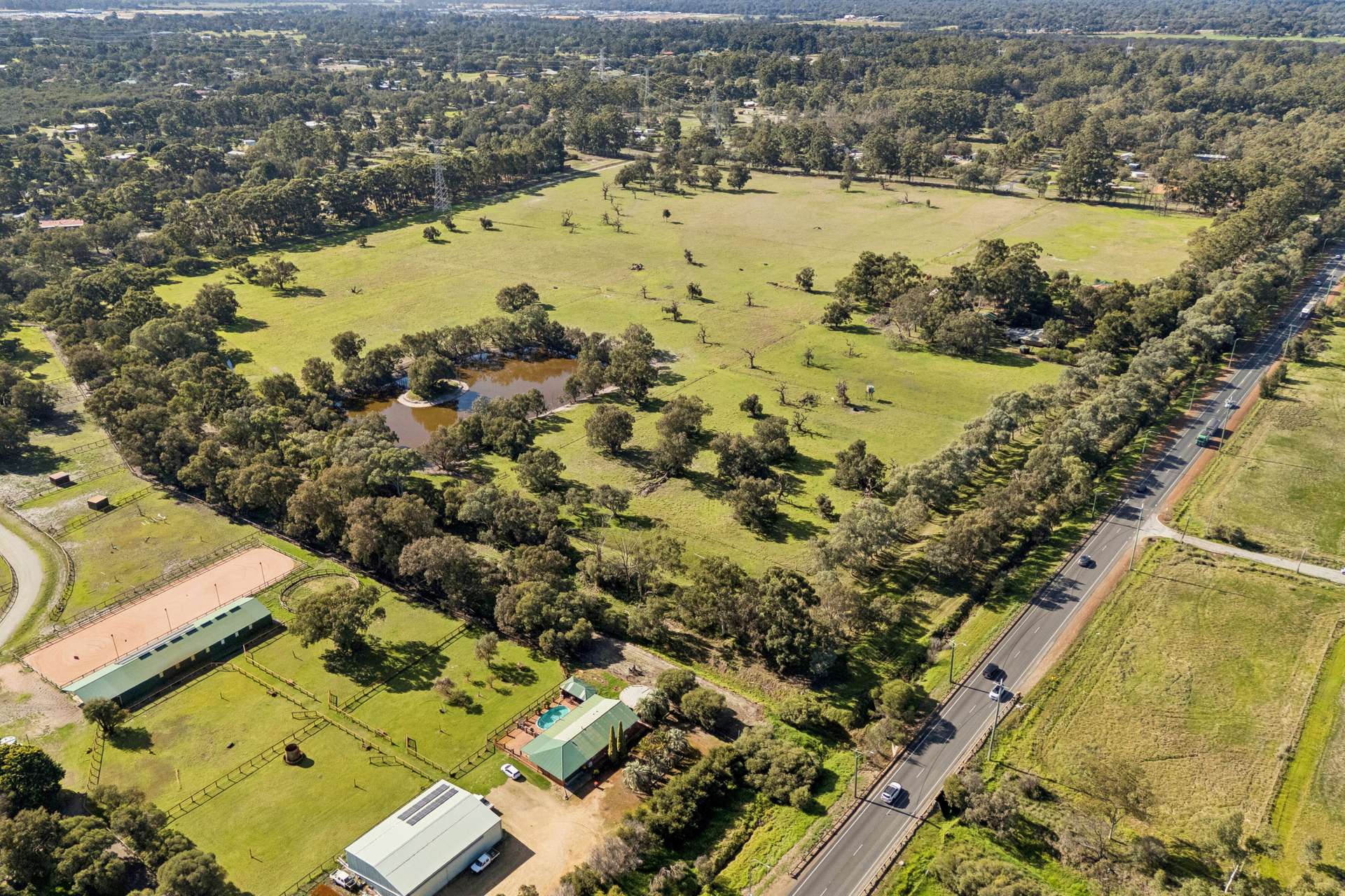 1653 Thomas Road, Oakford For Sale by Farmbuy.com - image 16