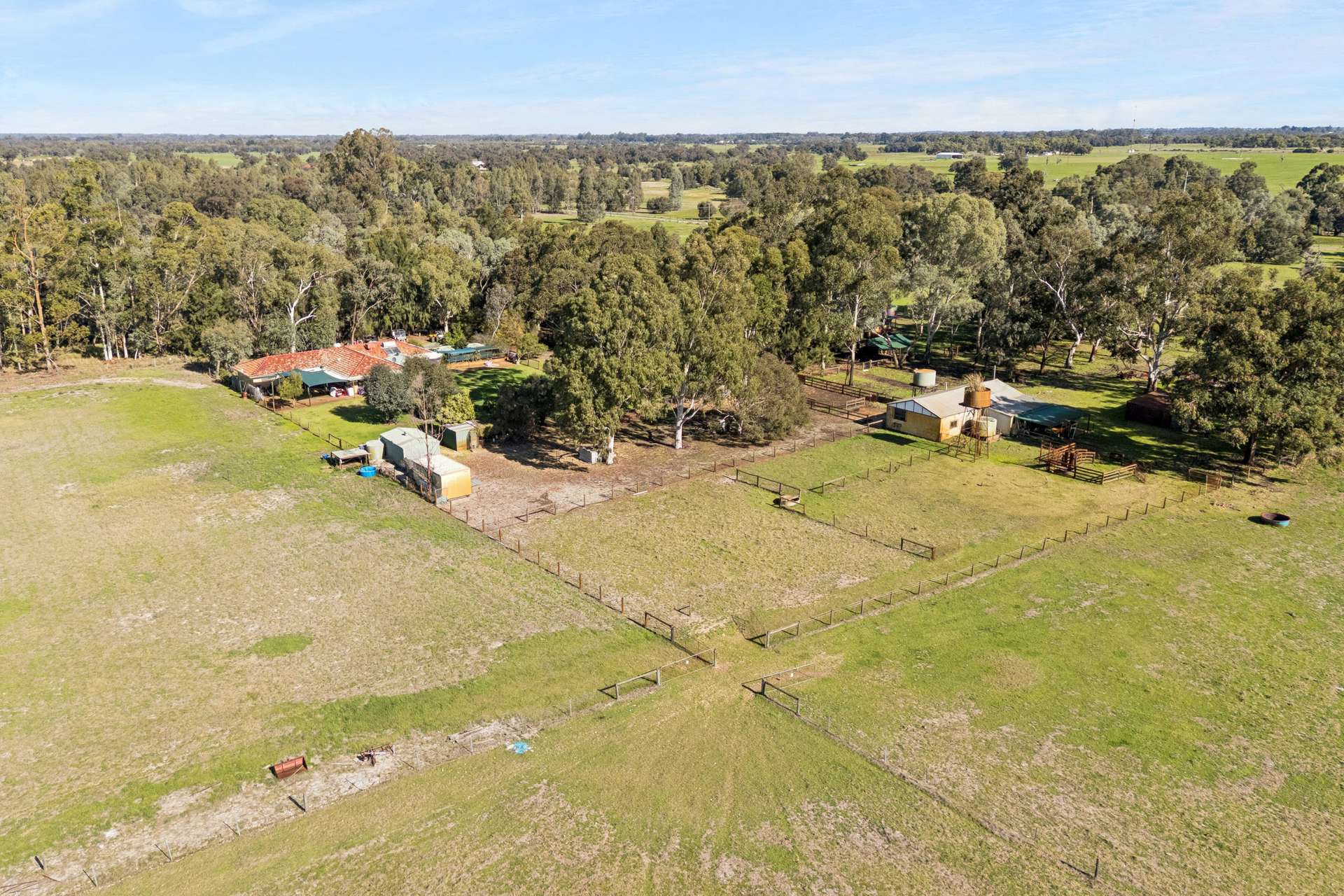 1653 Thomas Road, Oakford For Sale by Farmbuy.com - image 14
