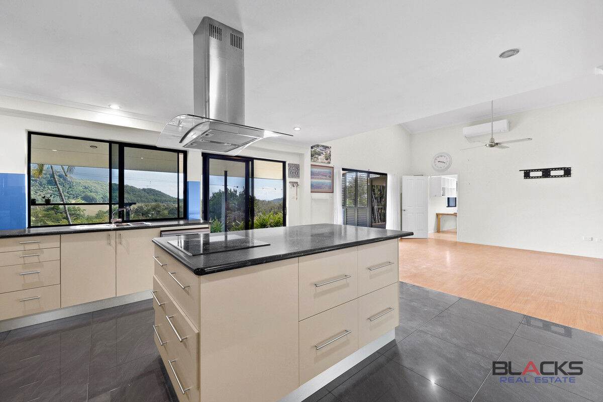 390 Cape Hillsborough Road, Ball Bay For Sale by Farmbuy.com - image 19
