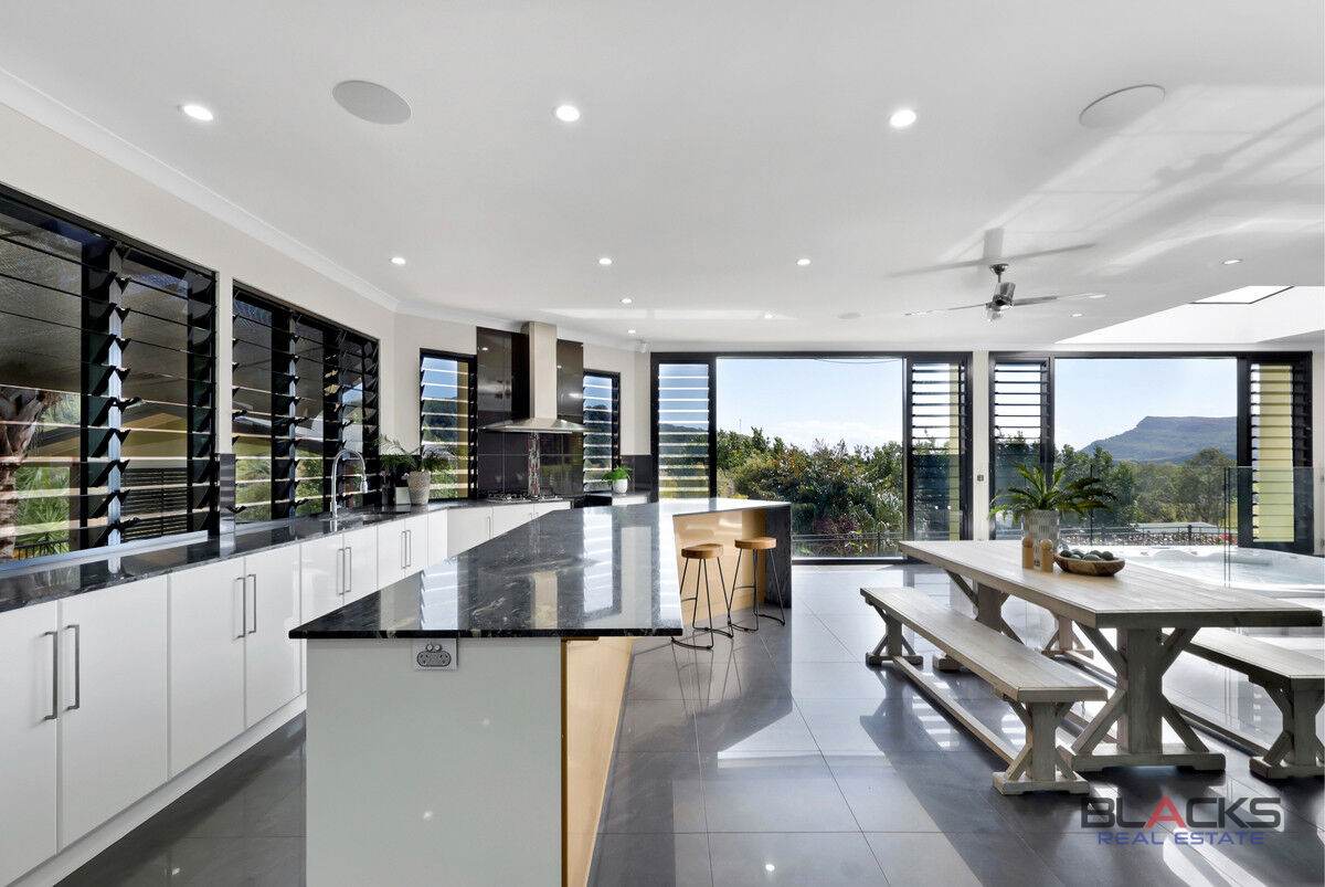 390 Cape Hillsborough Road, Ball Bay For Sale by Farmbuy.com - image 11