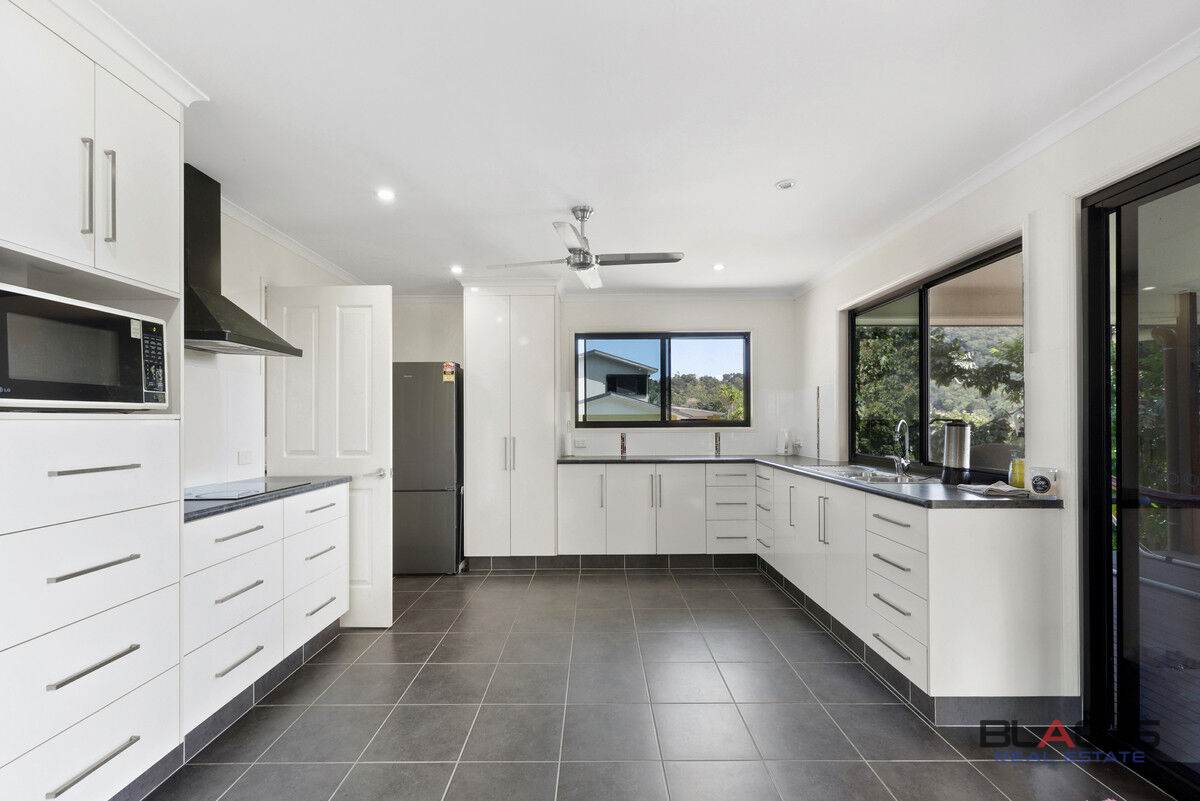 390 Cape Hillsborough Road, Ball Bay For Sale by Farmbuy.com - image 29