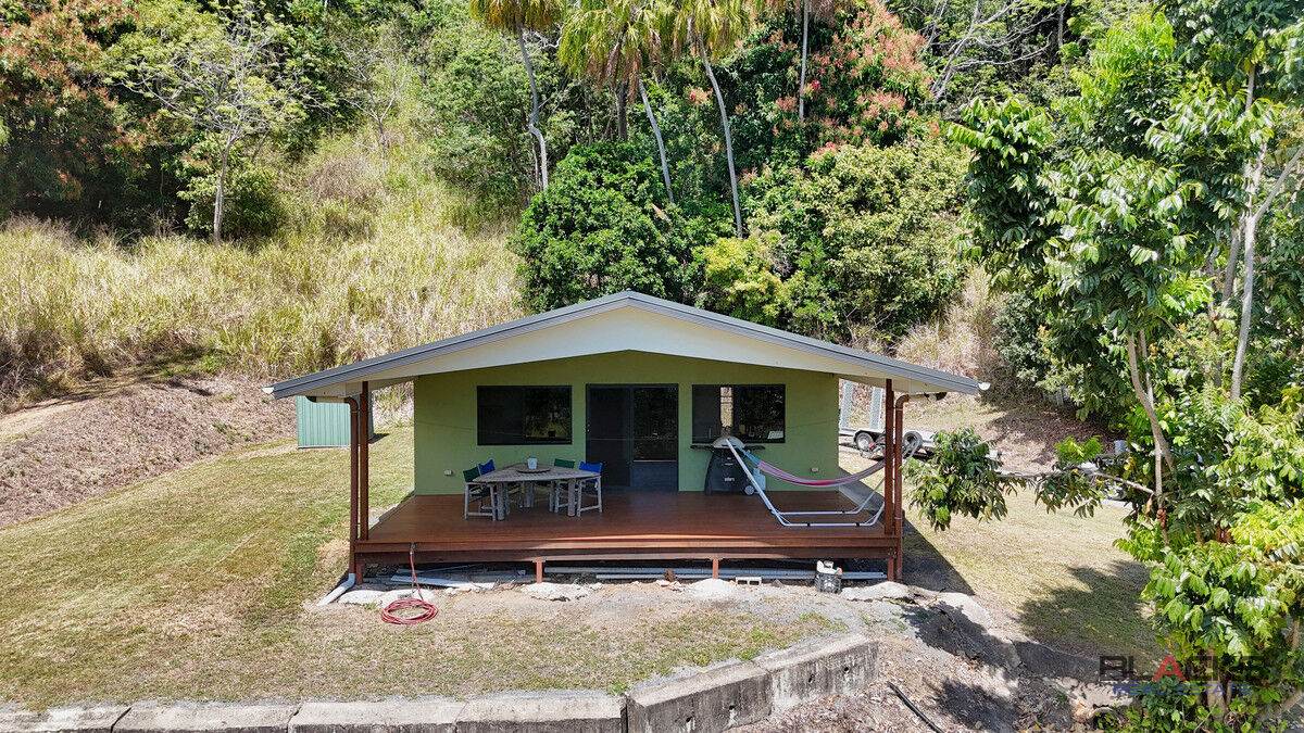390 Cape Hillsborough Road, Ball Bay For Sale by Farmbuy.com - image 4
