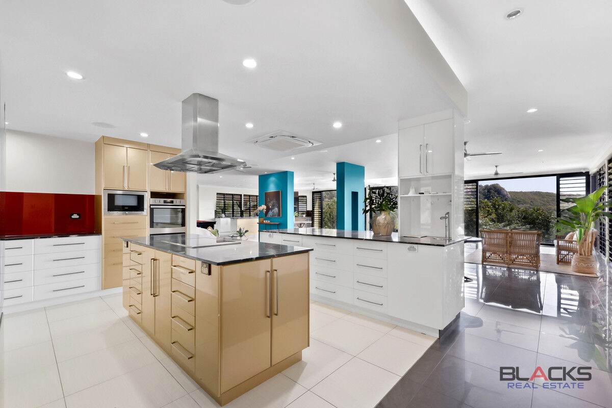 390 Cape Hillsborough Road, Ball Bay For Sale by Farmbuy.com - image 9