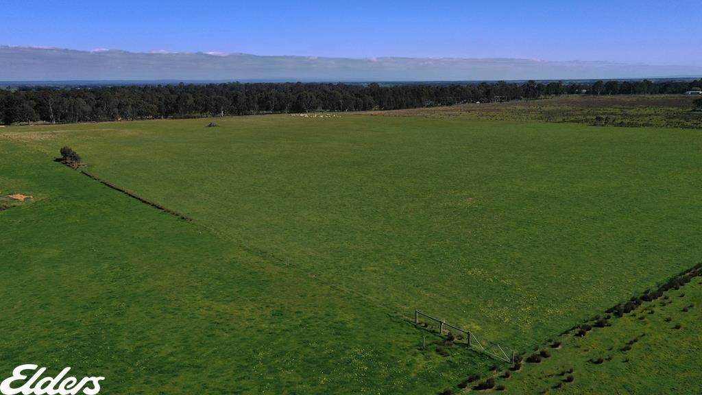 209 Gooch Road, Stratford For Sale by Farmbuy.com - image 16