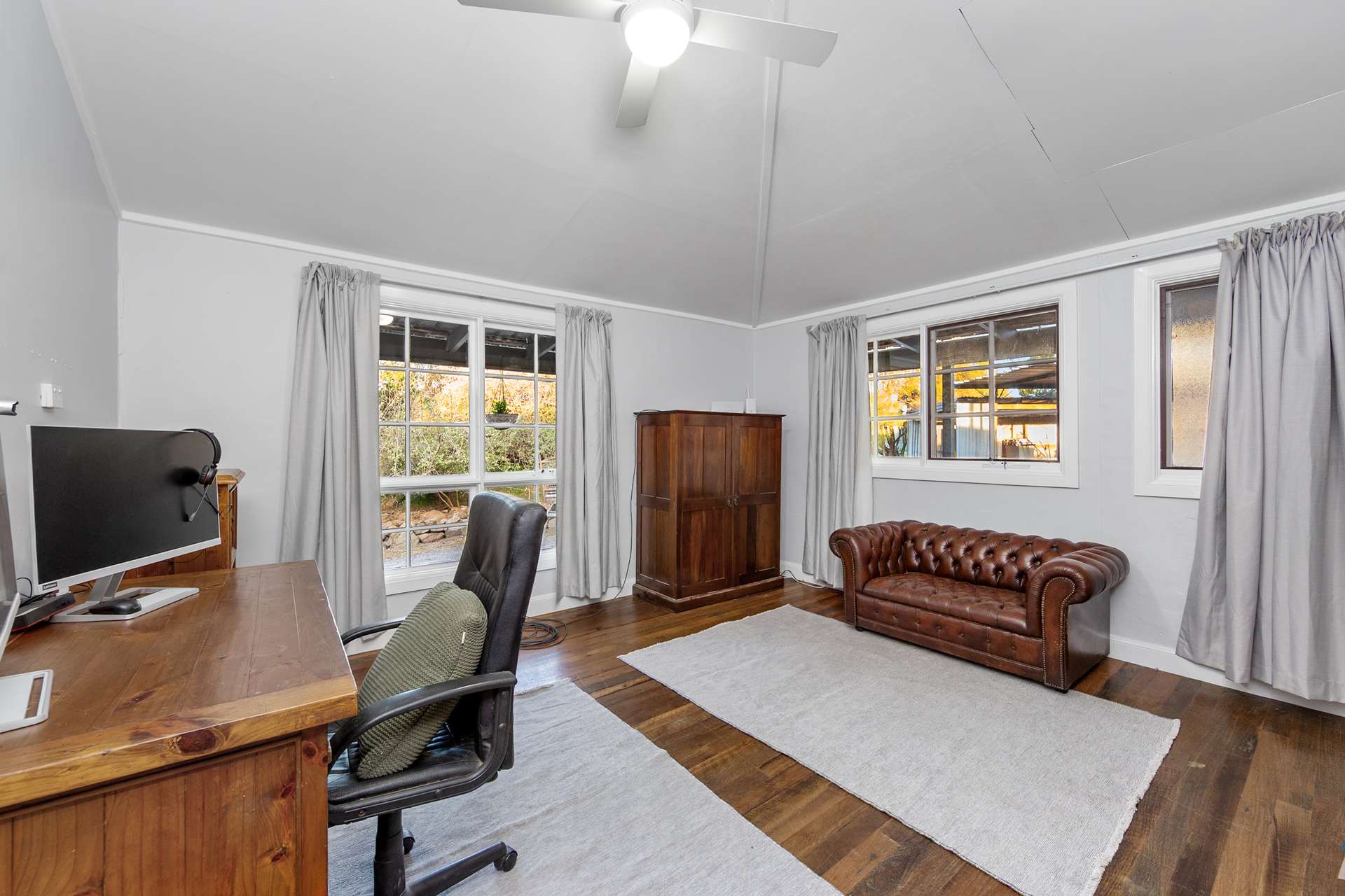 5 Armstrong Street, Murrumbateman For Sale by Farmbuy.com - image 20
