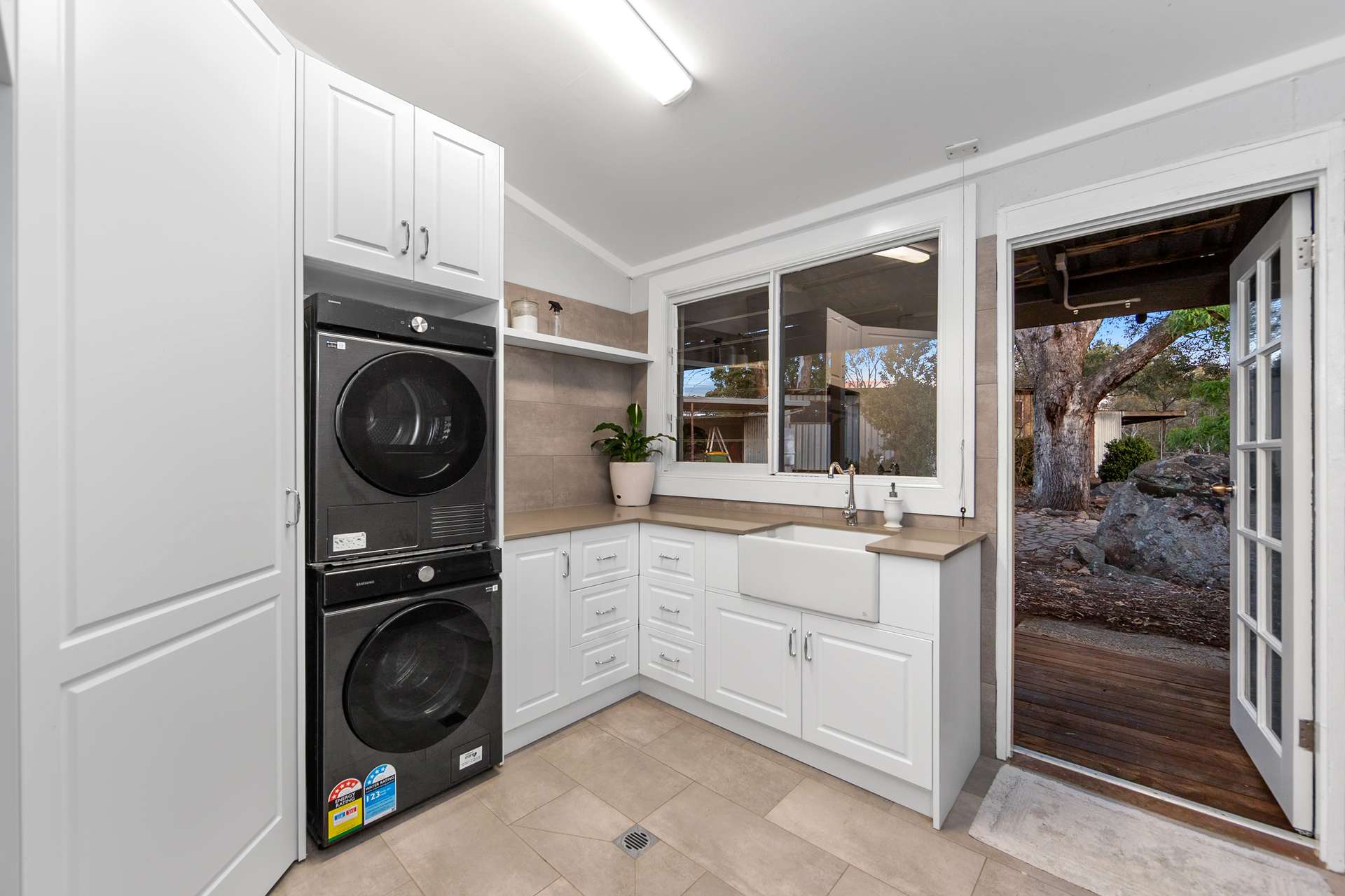 5 Armstrong Street, Murrumbateman For Sale by Farmbuy.com - image 17