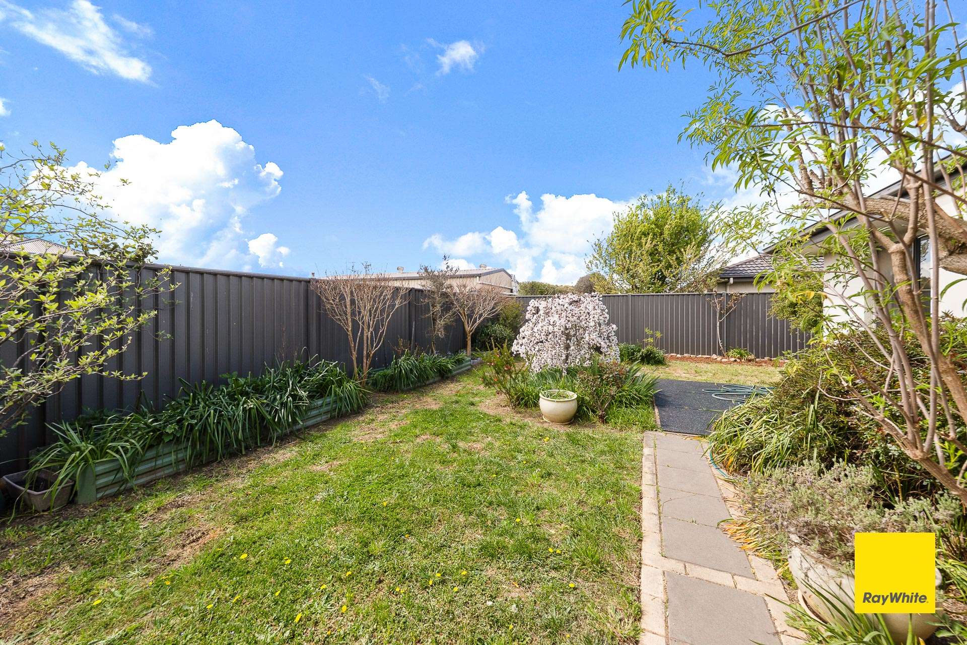 11/4-6 Mcmahon Drive, Bungendore For Sale by Farmbuy.com - image 11