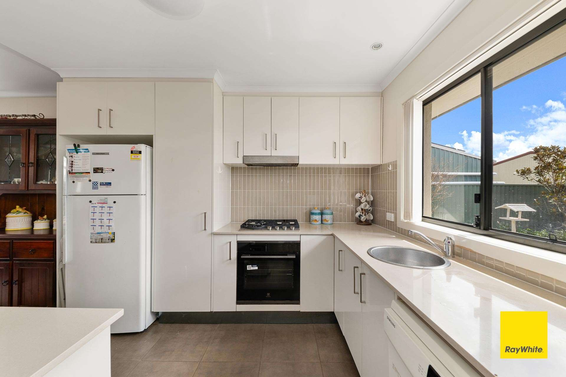 11/4-6 Mcmahon Drive, Bungendore For Sale by Farmbuy.com - image 3