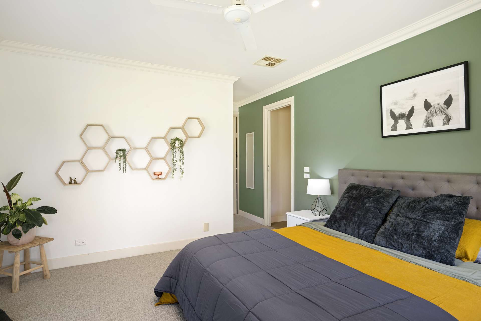 644 McMahons Road, Springhurst For Sale by Farmbuy.com - image 11
