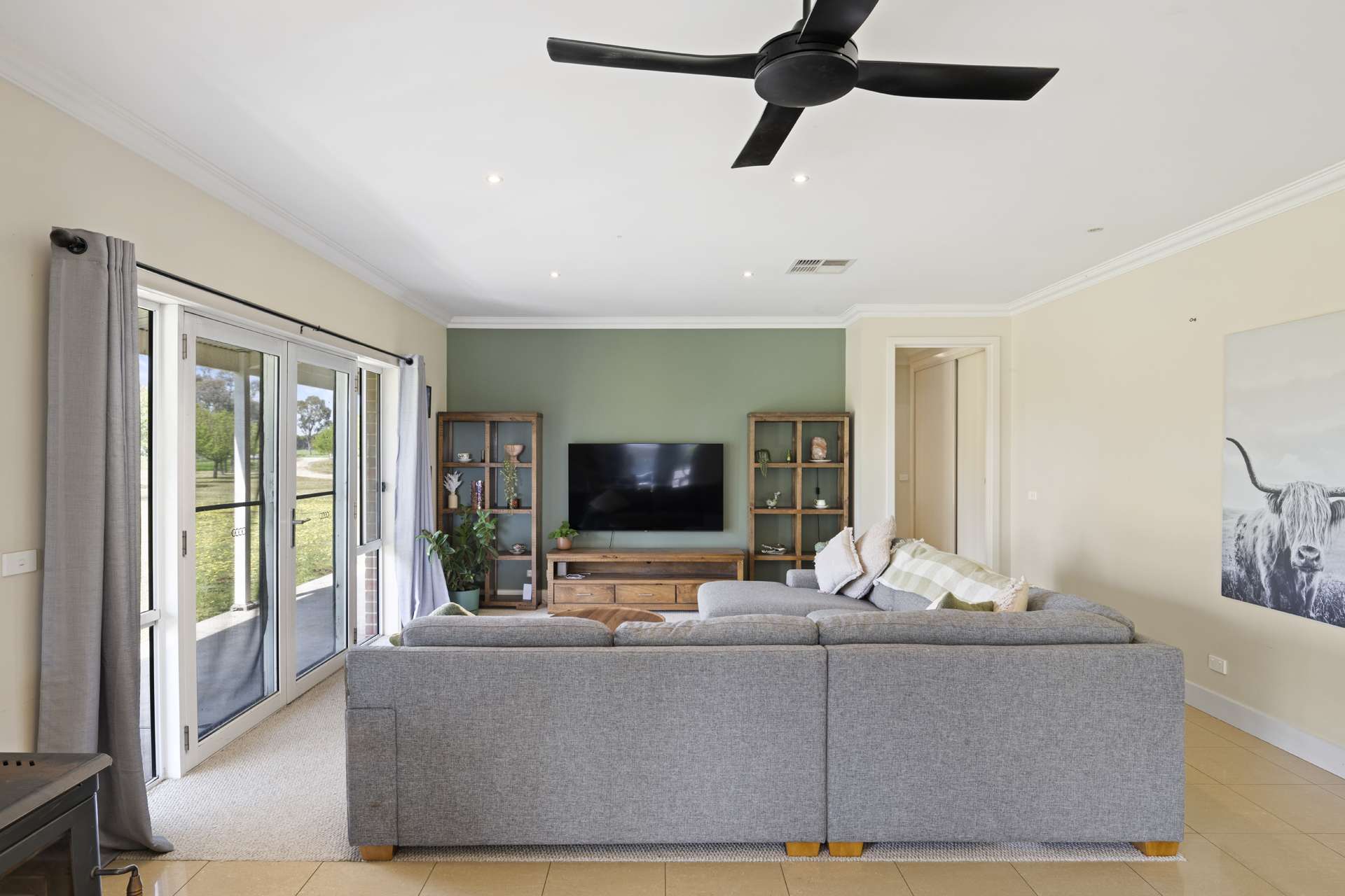 644 McMahons Road, Springhurst For Sale by Farmbuy.com - image 9