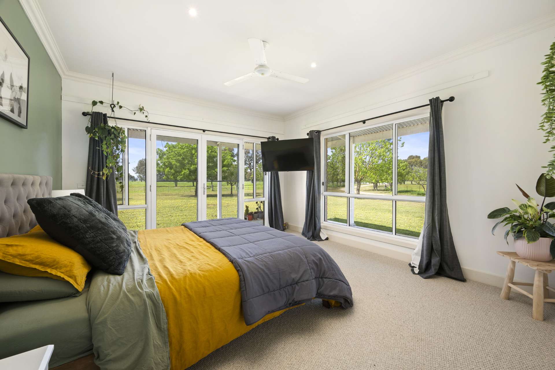 644 McMahons Road, Springhurst For Sale by Farmbuy.com - image 10