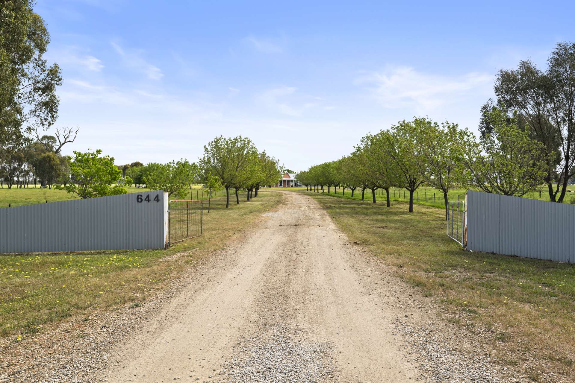 644 McMahons Road, Springhurst For Sale by Farmbuy.com - image 33