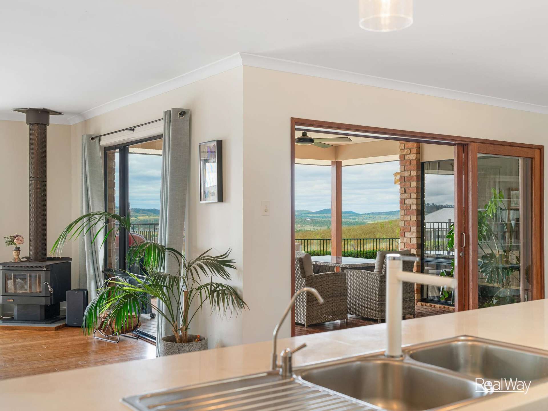 32 Manikato Drive, Hodgson Vale For Sale by Farmbuy.com - image 5