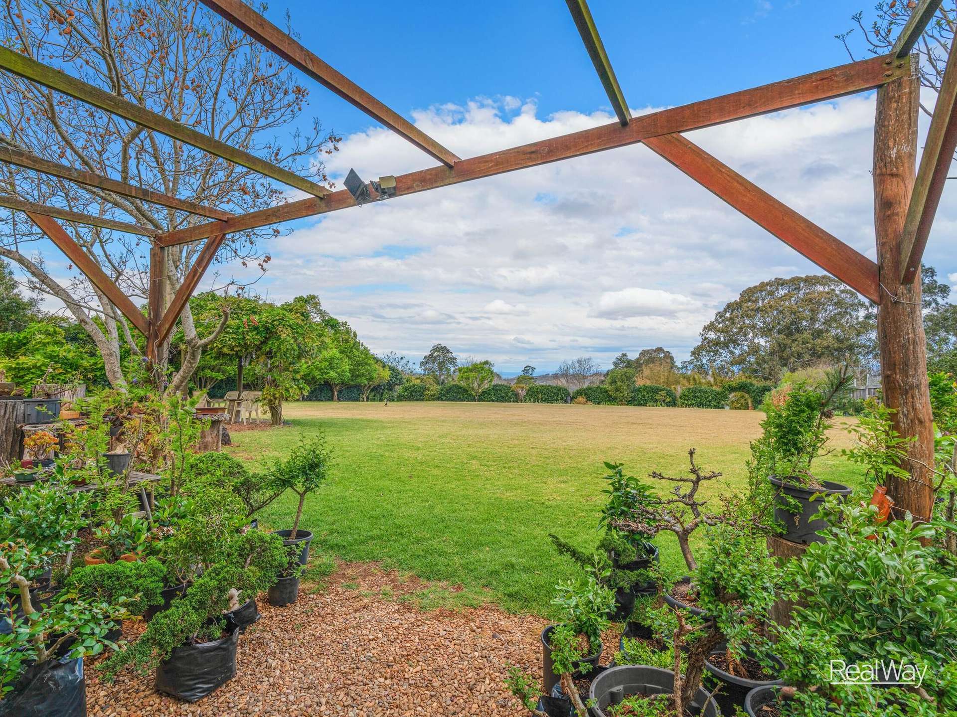 10483 New England Highway, Highfields For Sale by Farmbuy.com - image 8