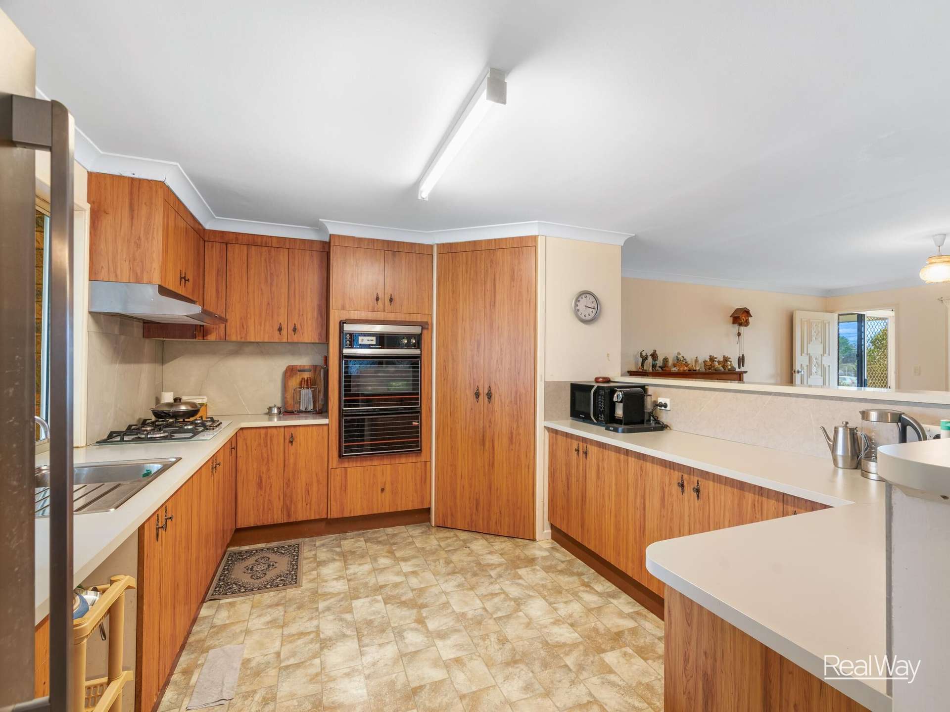 10483 New England Highway, Highfields For Sale by Farmbuy.com - image 15