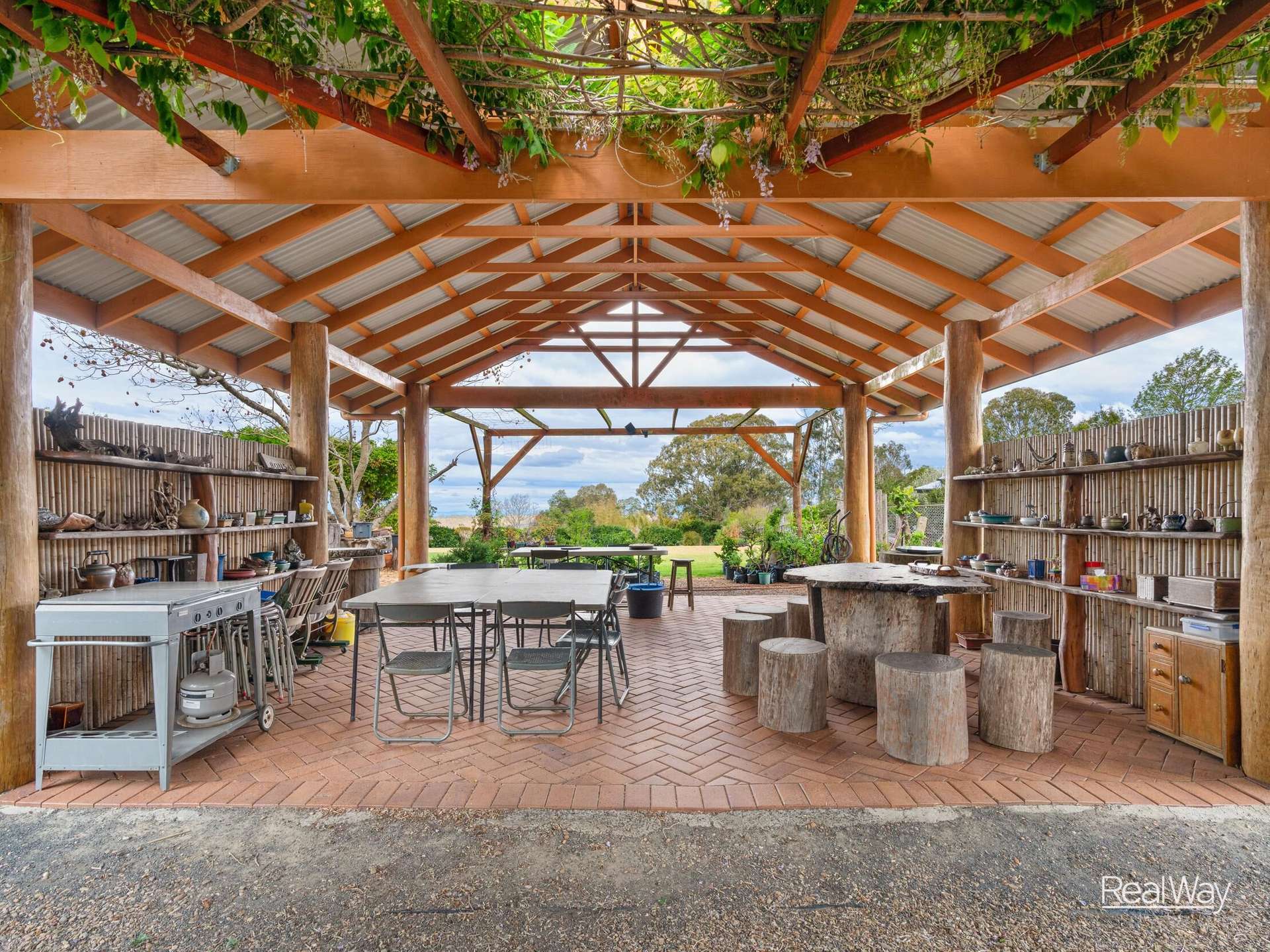 10483 New England Highway, Highfields For Sale by Farmbuy.com - image 21