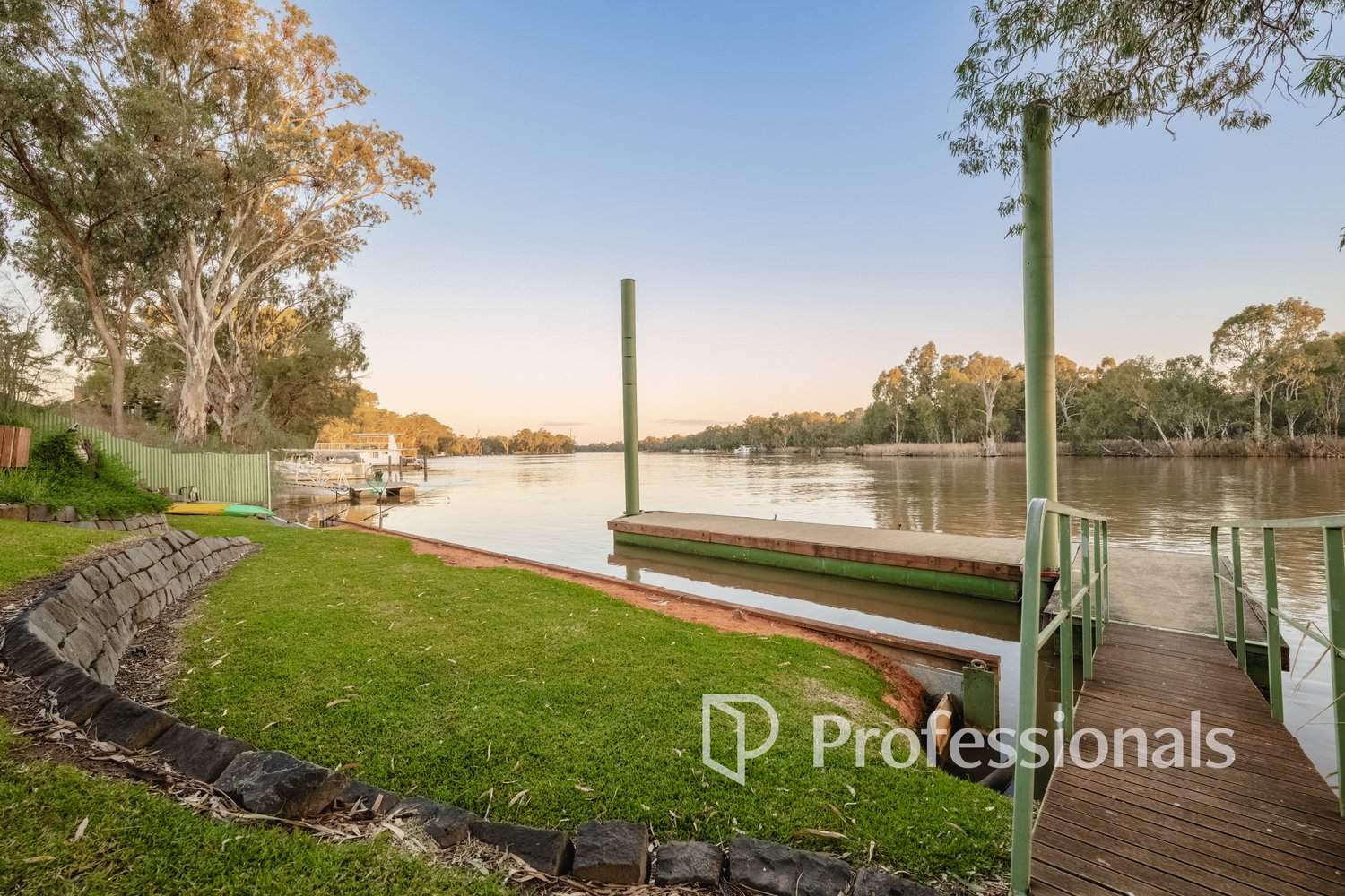 32 Hendy Road, Buronga For Sale by Farmbuy.com - image 21