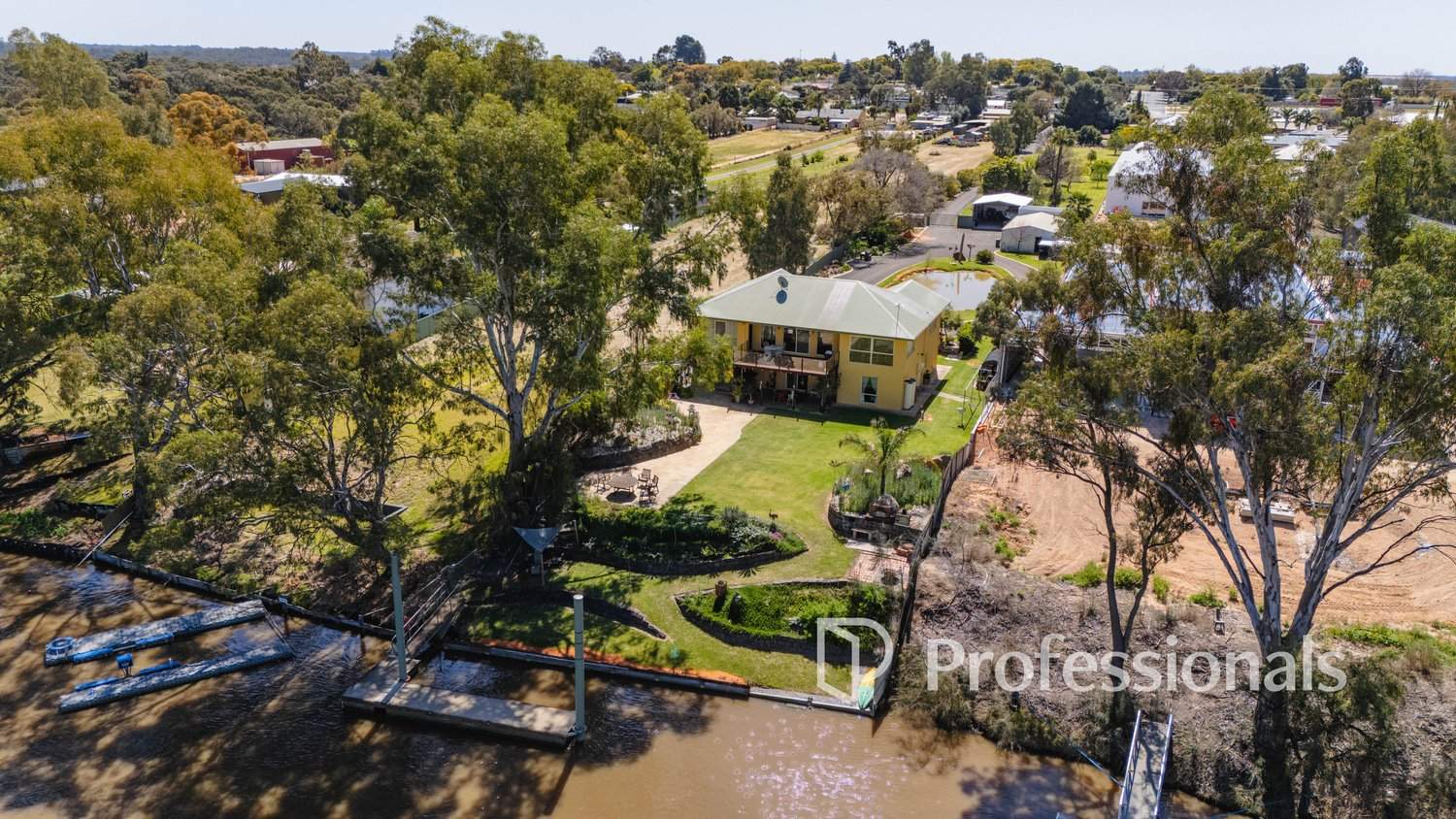 32 Hendy Road, Buronga For Sale by Farmbuy.com - image 22