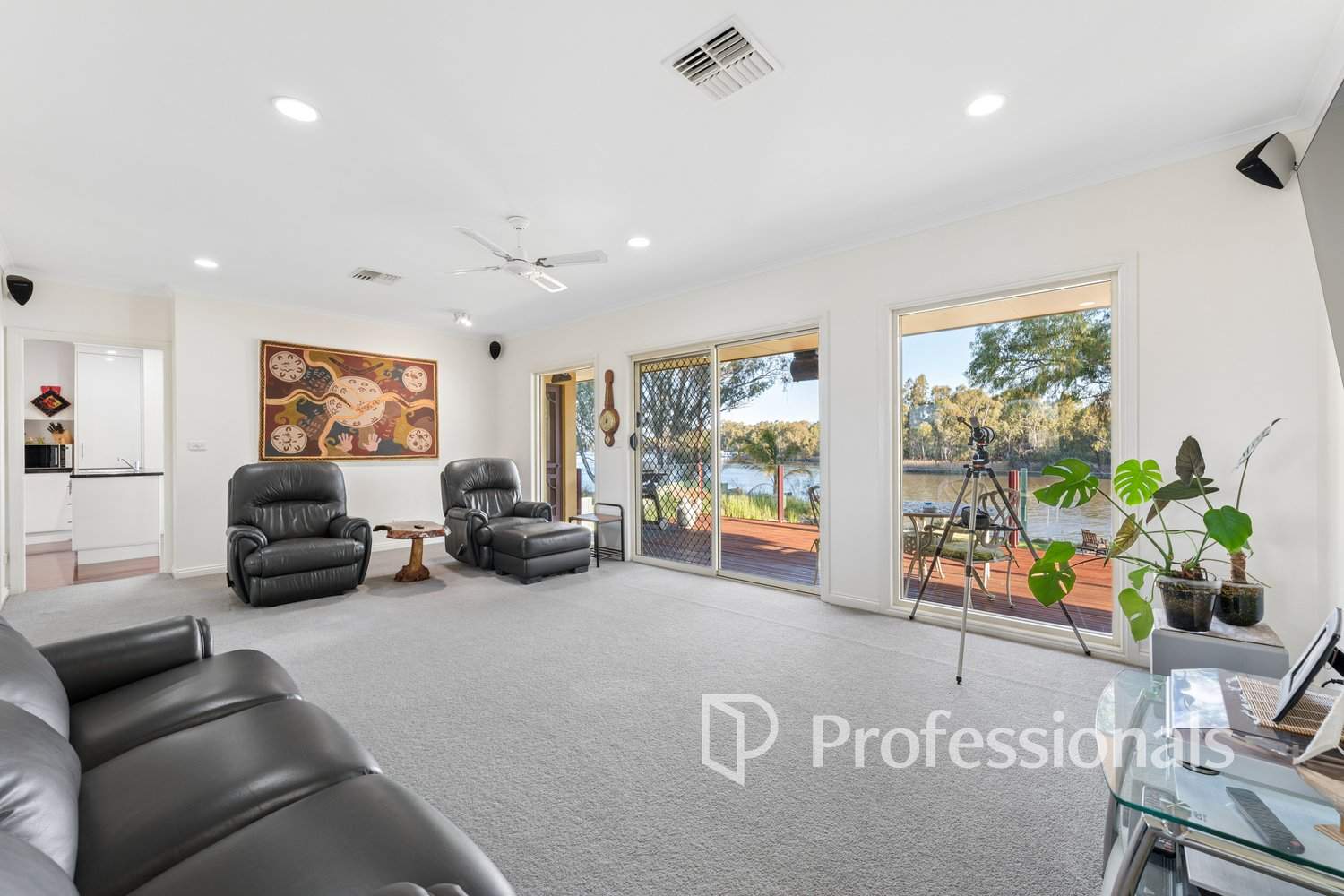 32 Hendy Road, Buronga For Sale by Farmbuy.com - image 7