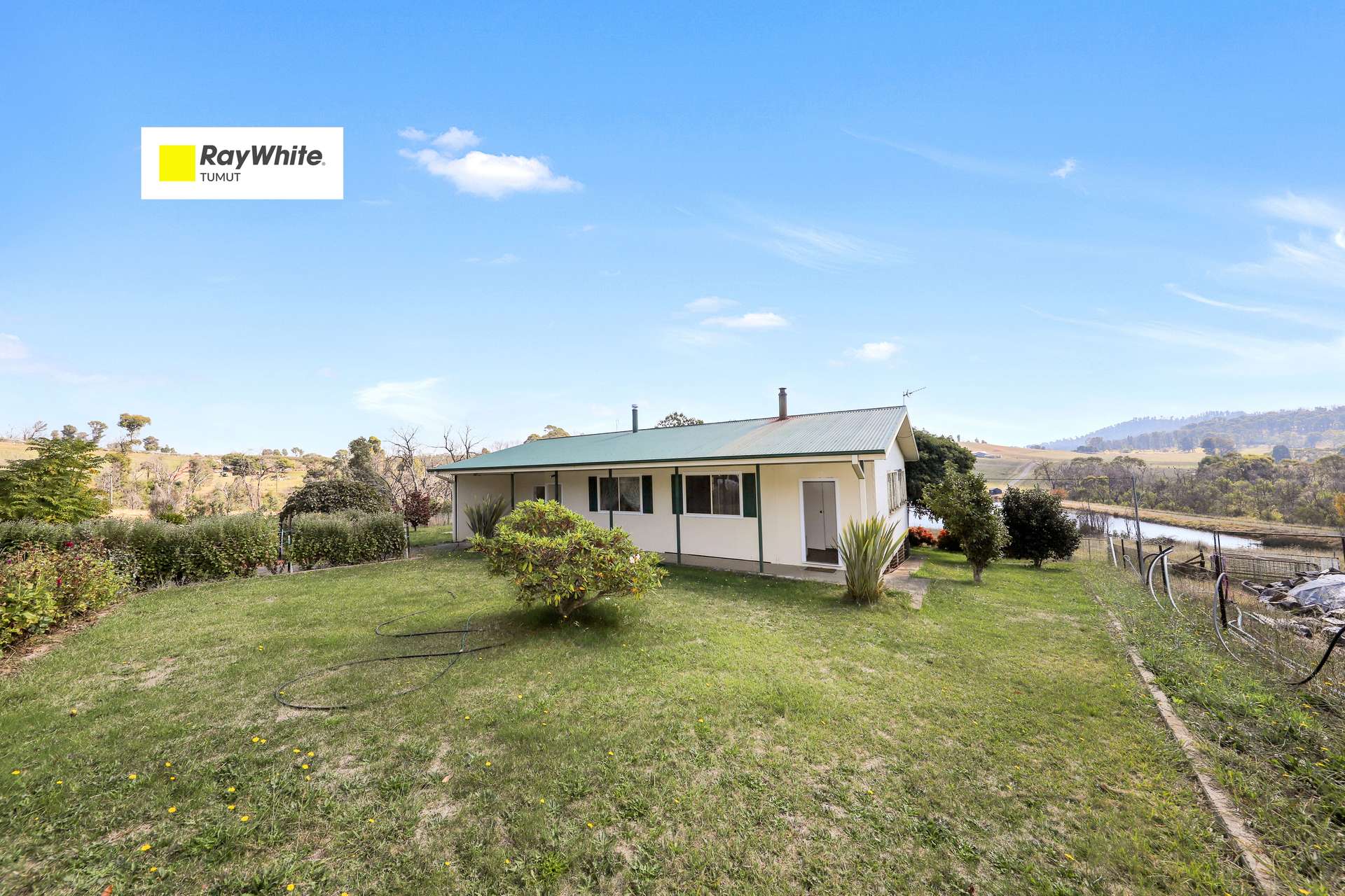 107 Mayday Road, Batlow For Sale by Farmbuy.com - image 1