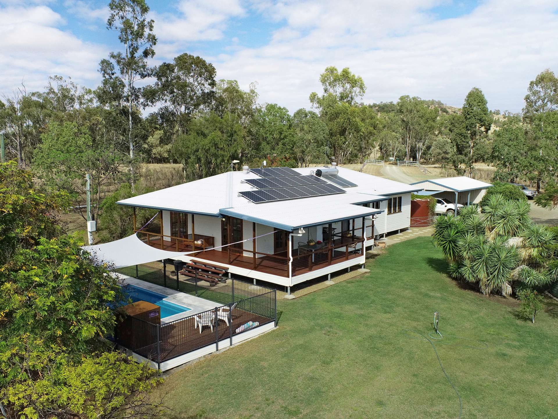 453 Eichmanns Road, Thangool Auction by Farmbuy.com - image 1