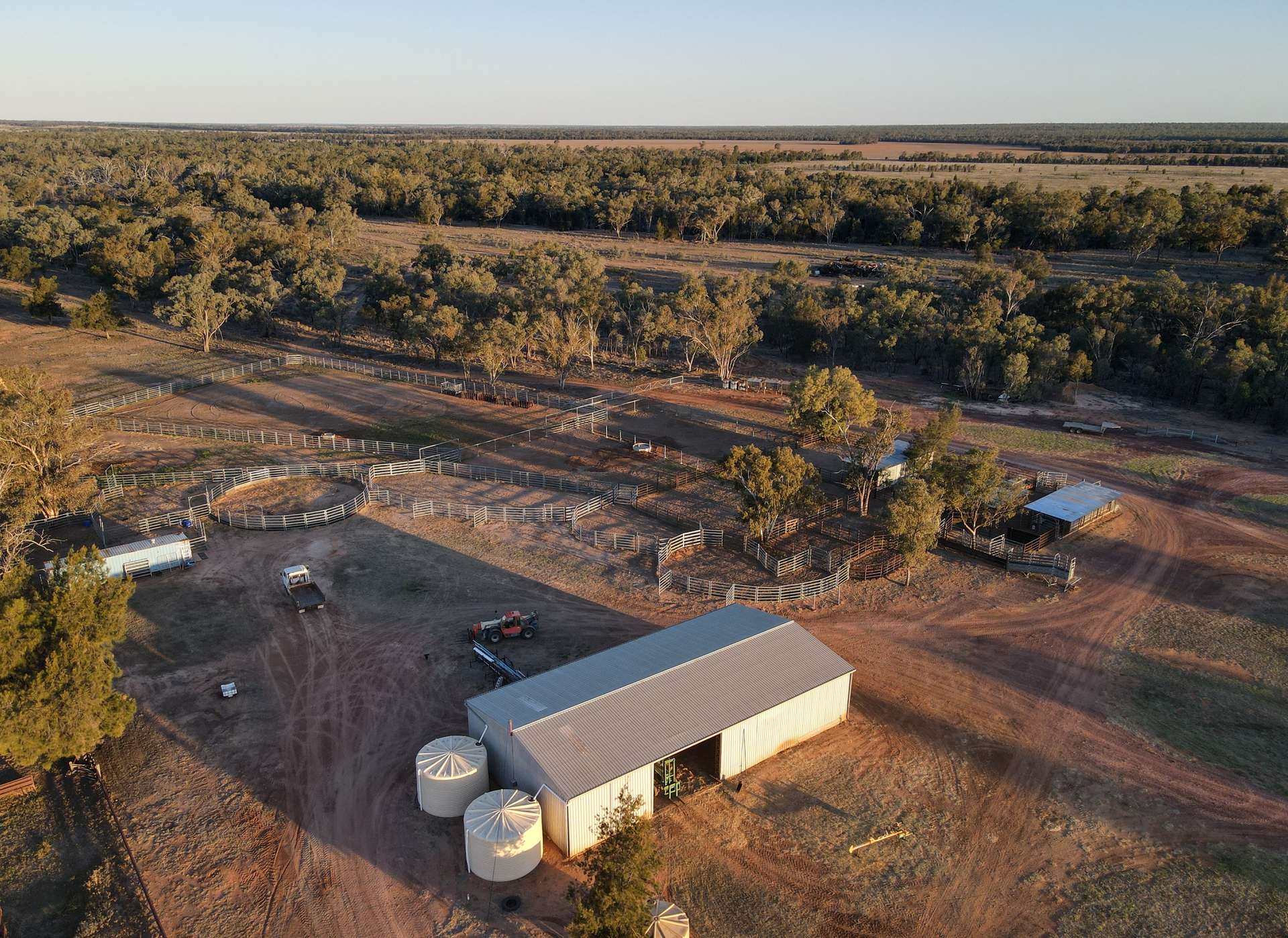 CHERRY PARK 300 GRILLS ROAD, Flinton Auction by Farmbuy.com - image 17
