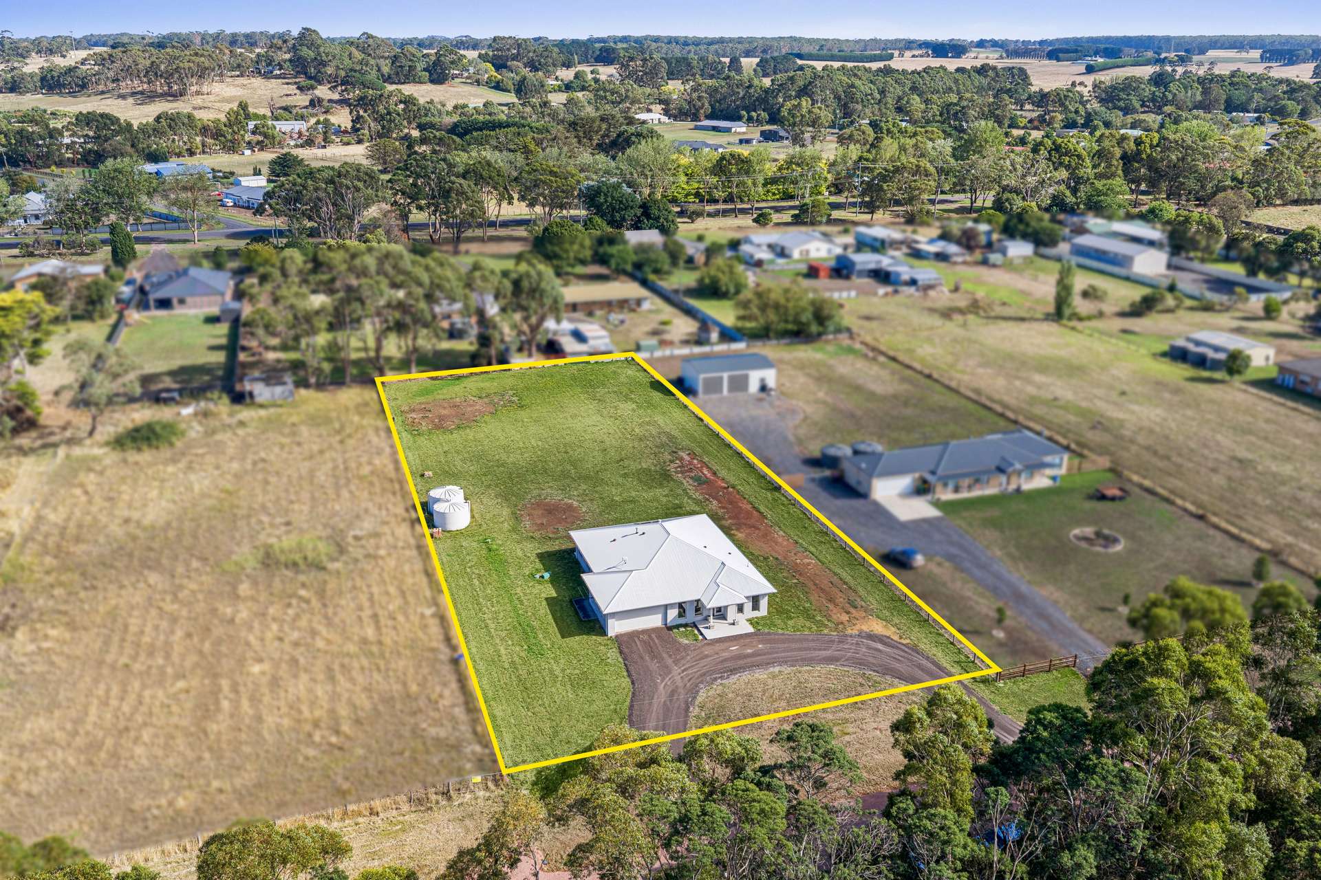 44 Mills Road, Cobden For Sale by Farmbuy.com - image 6