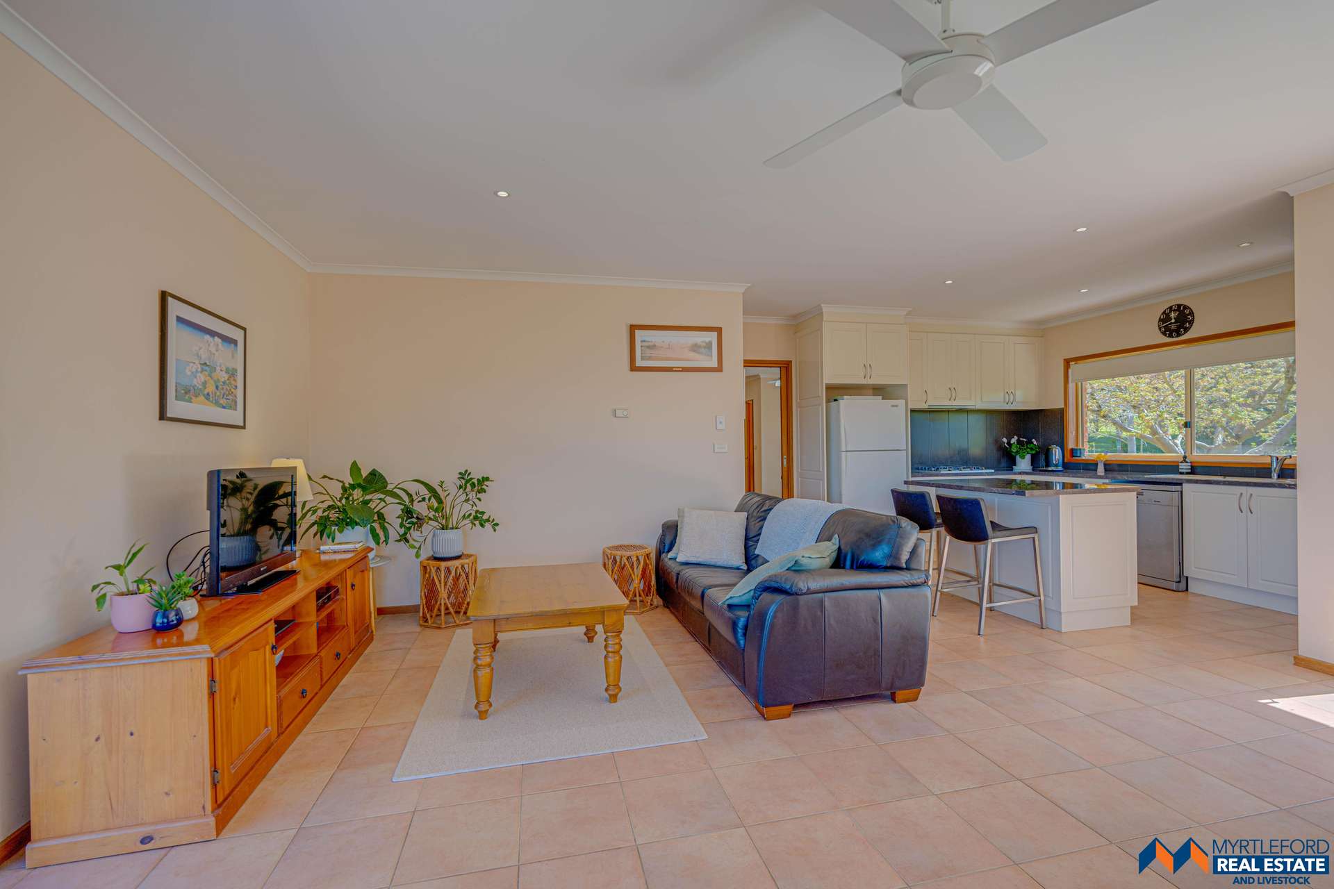 945 Carrolls Road, Myrtleford For Sale by Farmbuy.com - image 16