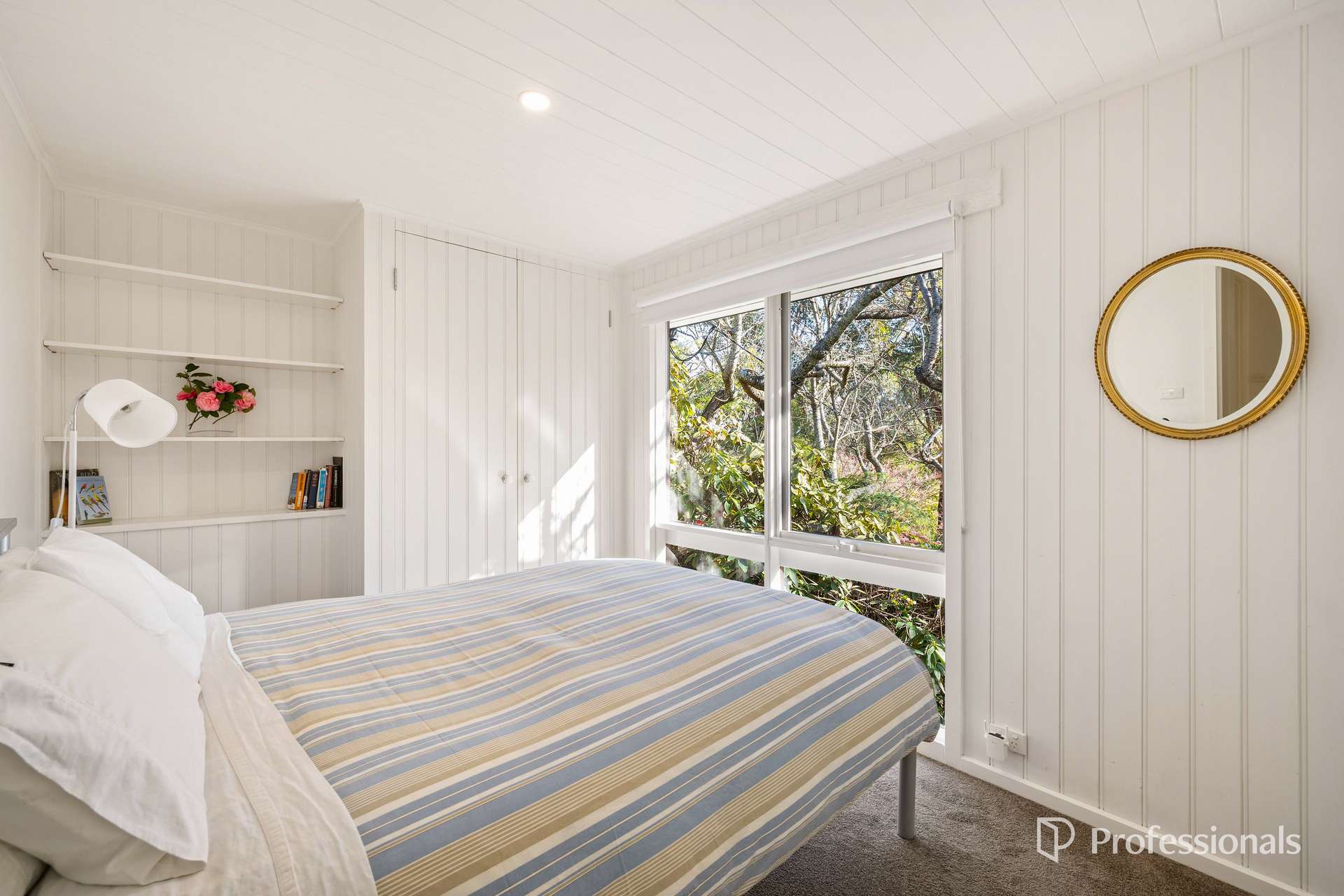 35 Tulloch Street, Millgrove For Sale by Farmbuy.com - image 12