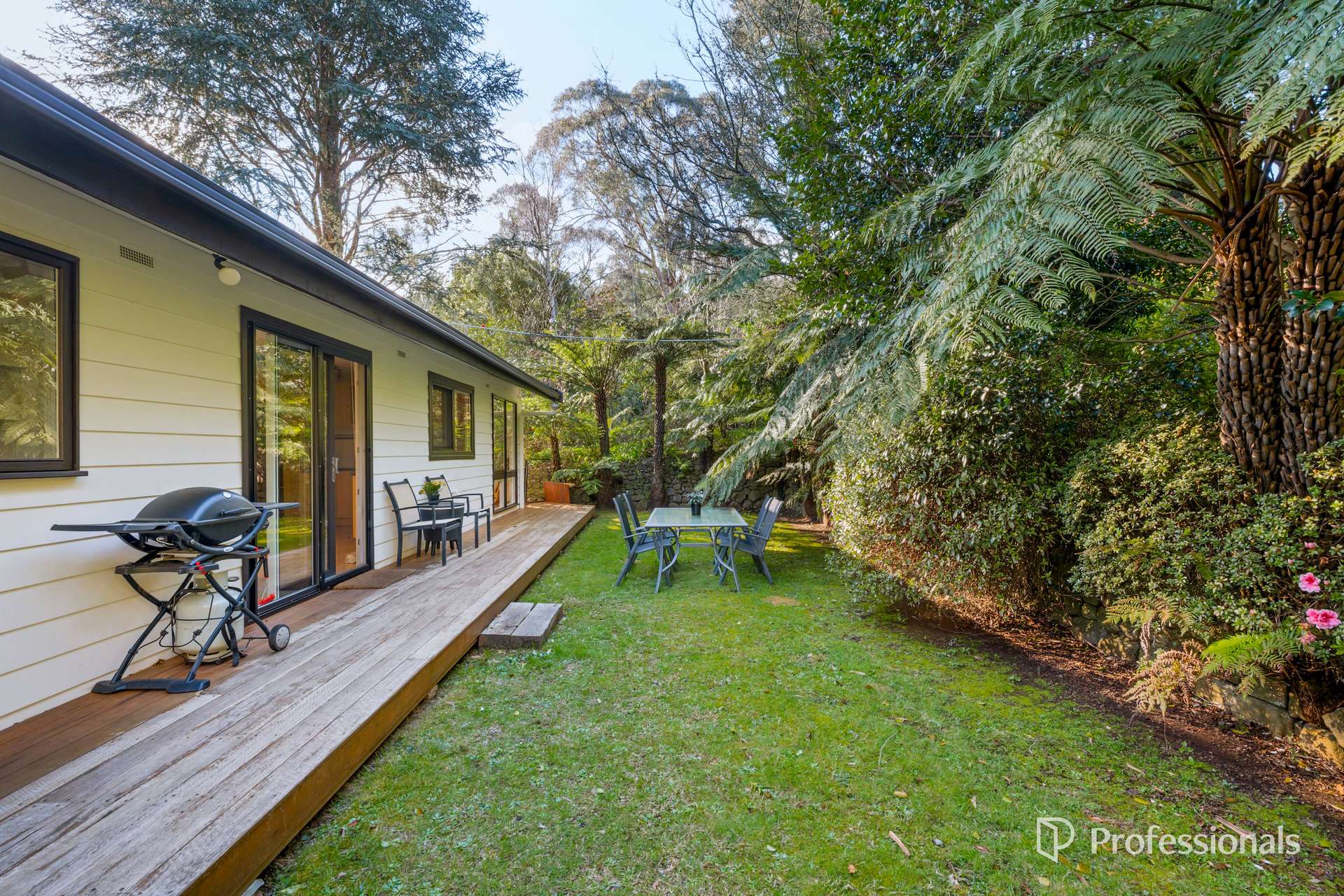 35 Tulloch Street, Millgrove For Sale by Farmbuy.com - image 6
