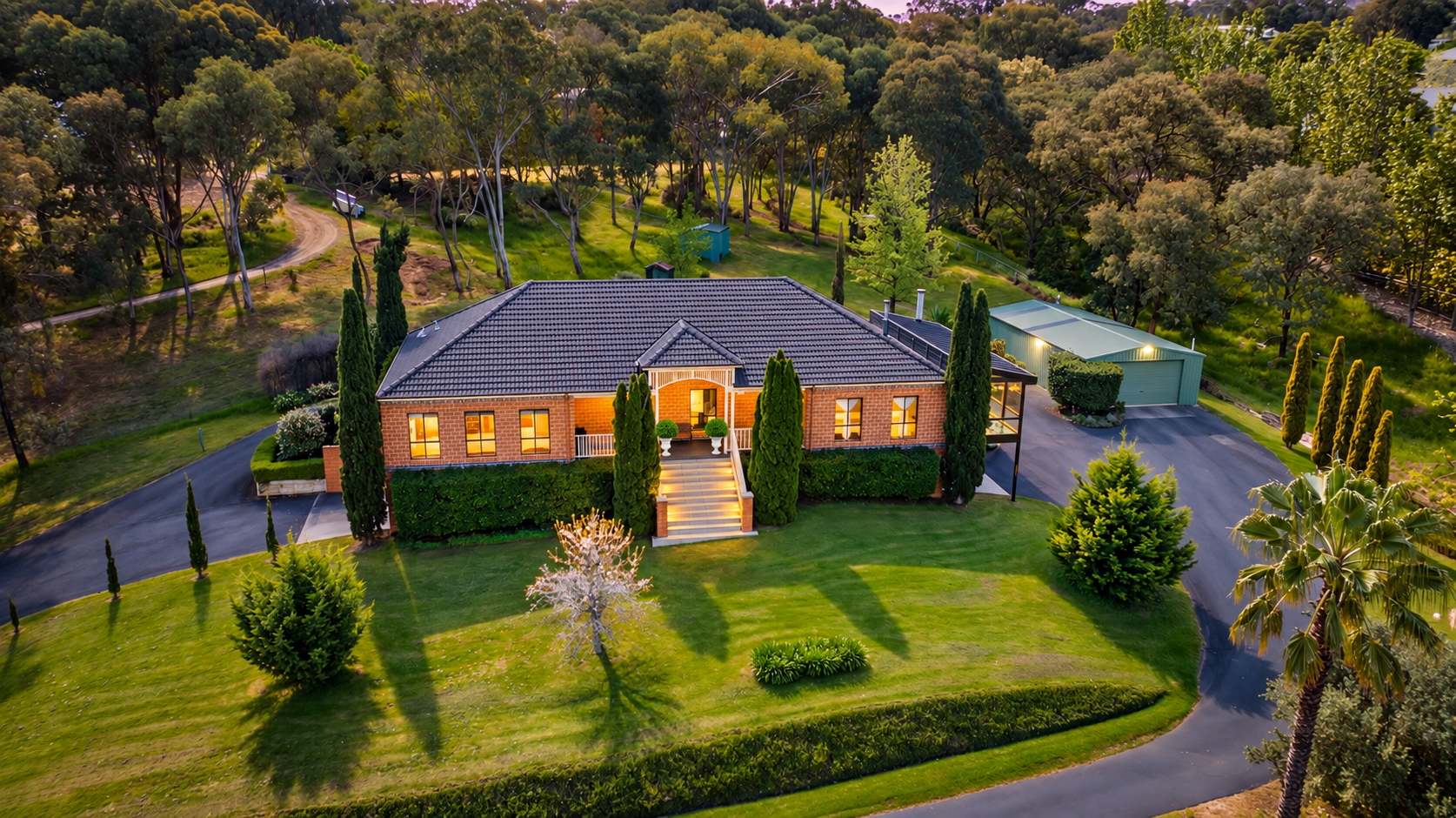 1188 Padman Drive, West Albury For Sale by Farmbuy.com - image 2
