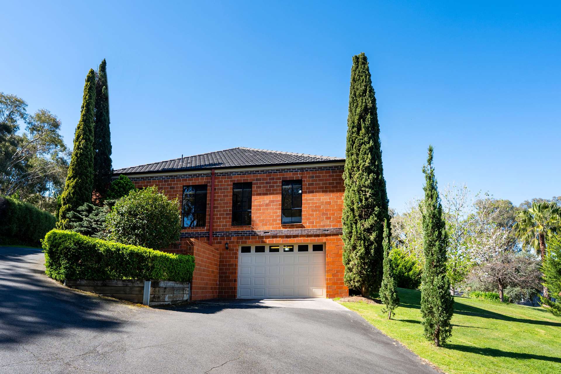 1188 Padman Drive, West Albury For Sale by Farmbuy.com - image 4