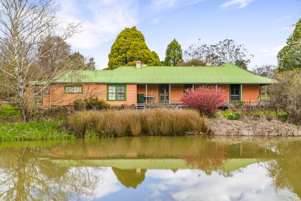 171 Big Flat Road, Craigie NSW 2632