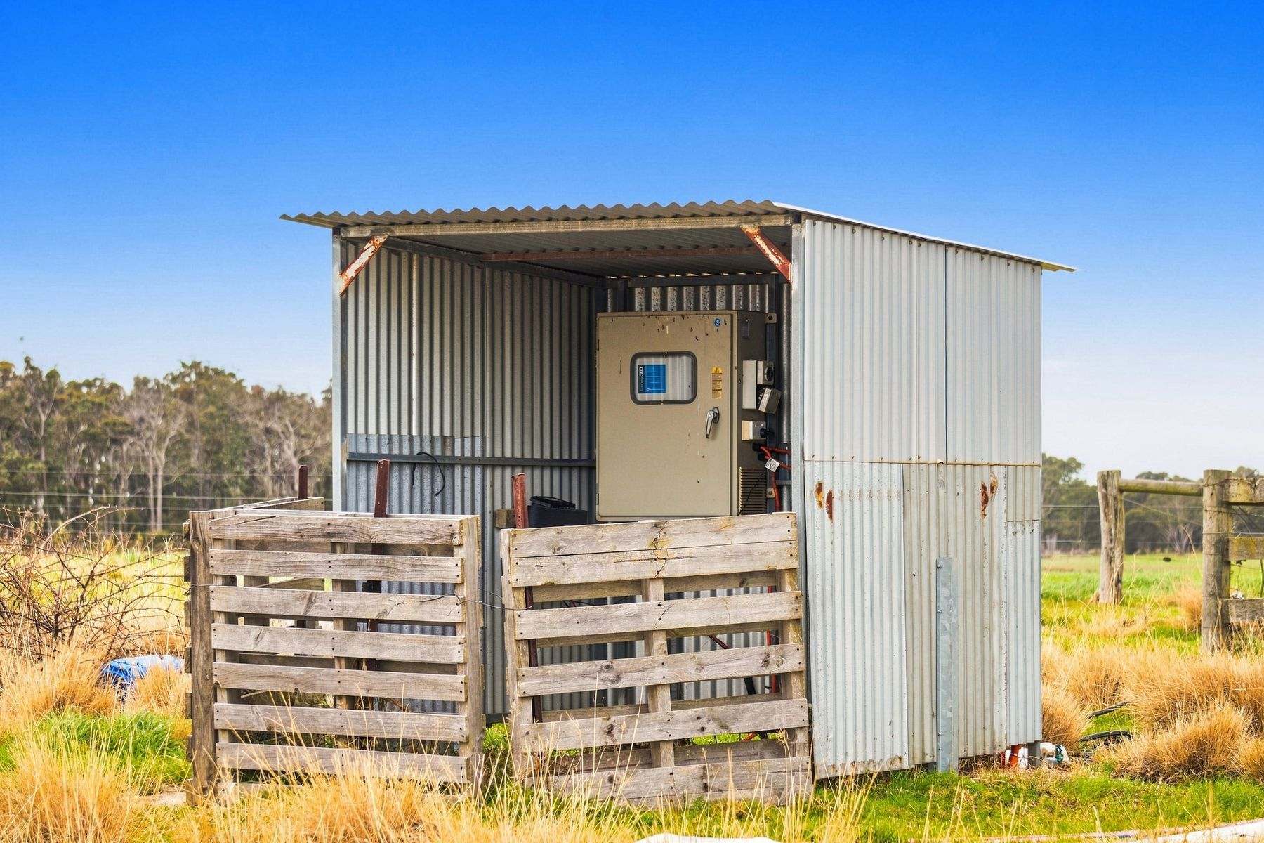 1131 Reservoir Road, Munro For Sale by Farmbuy.com - image 19