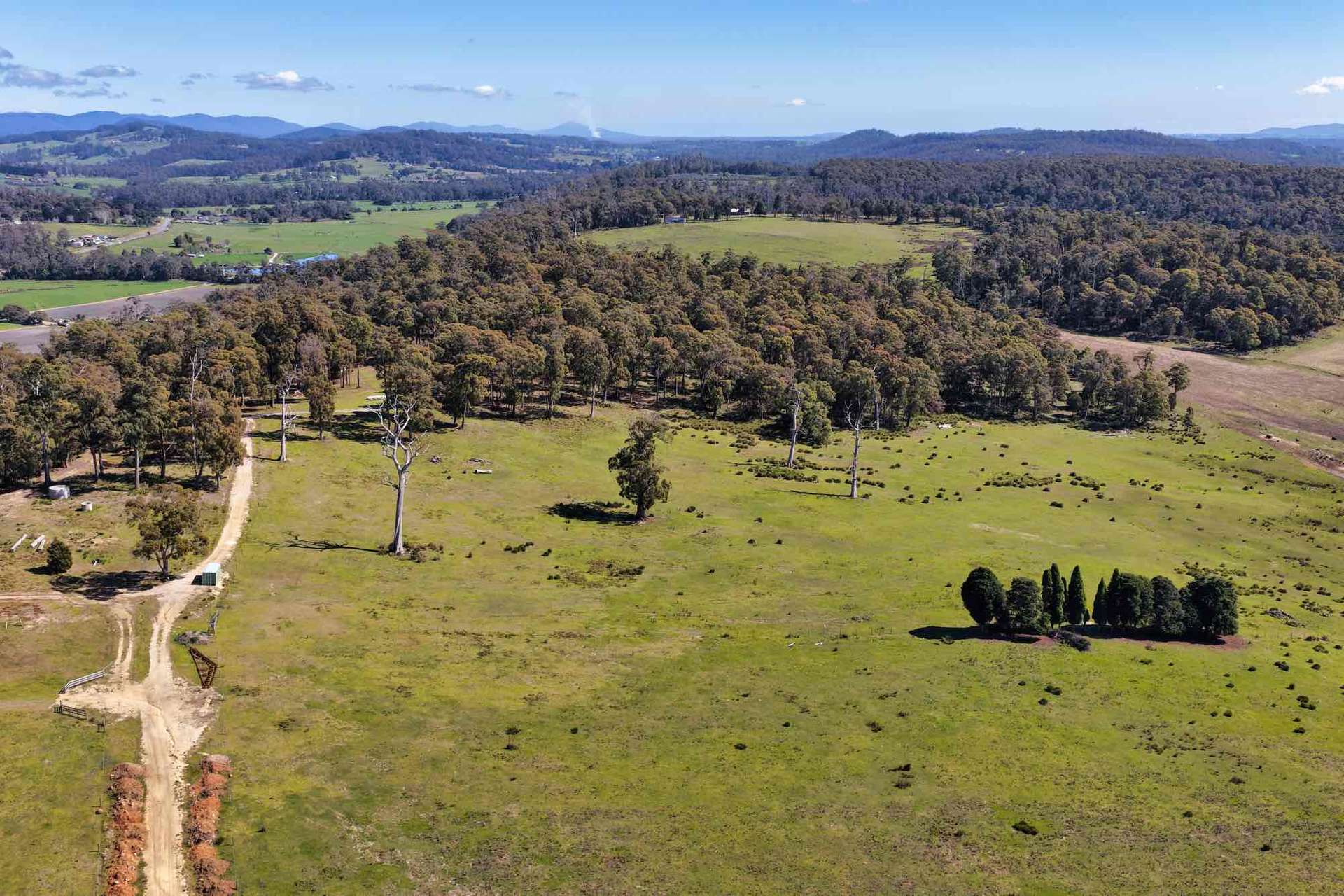 Property/137 Hendersons Lane, Gravelly Beach For Sale by Farmbuy.com - image 15