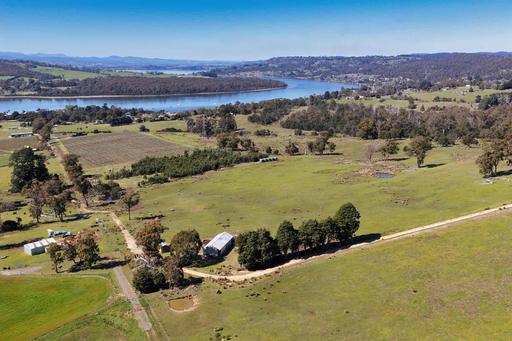 Property&sol;137 Hendersons Lane, Gravelly Beach TAS 7276