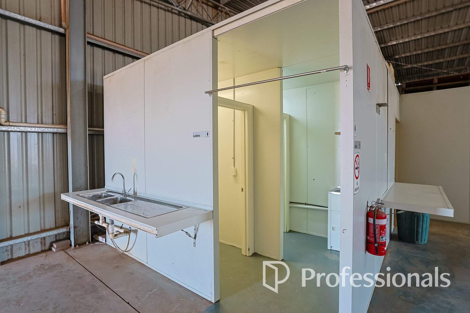 28 Brett Road, Euston For Sale by Farmbuy.com - image 9