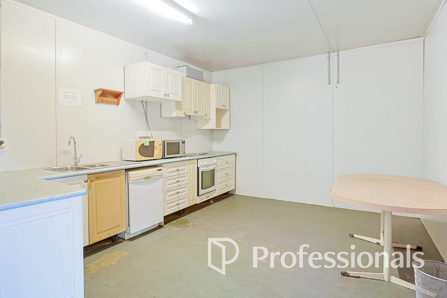 28 Brett Road, Euston For Sale by Farmbuy.com - image 6