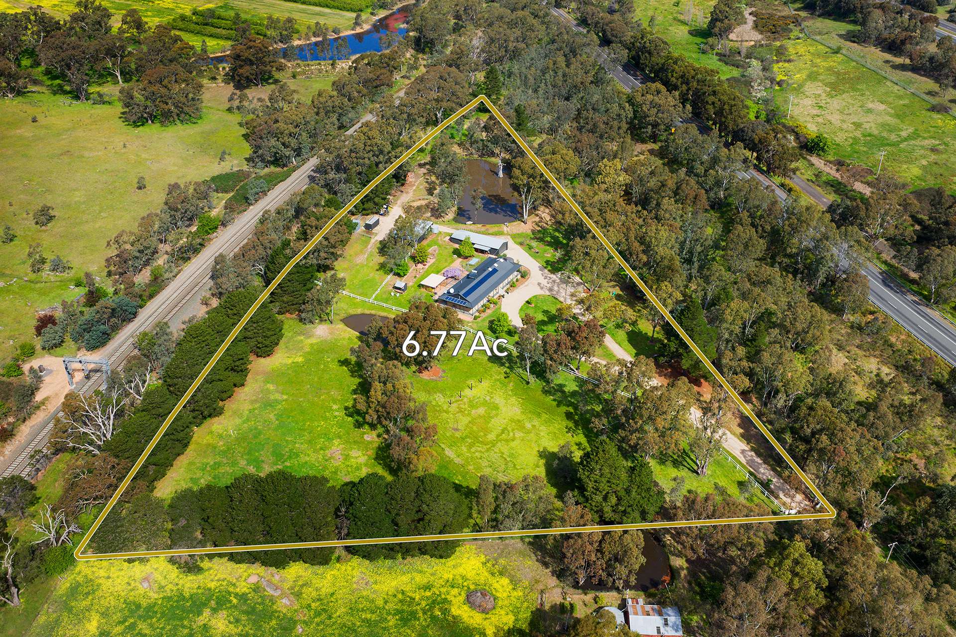 27 Mennens Lane, Harcourt North For Sale by Farmbuy.com - image 6