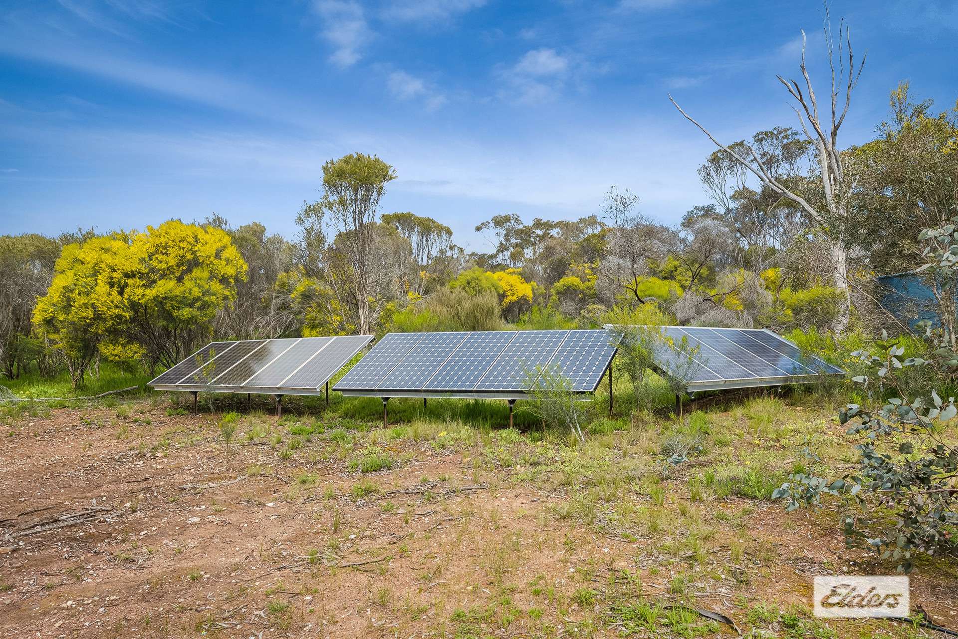 420 Scotts Lane, Wedderburn For Sale by Farmbuy.com - image 6