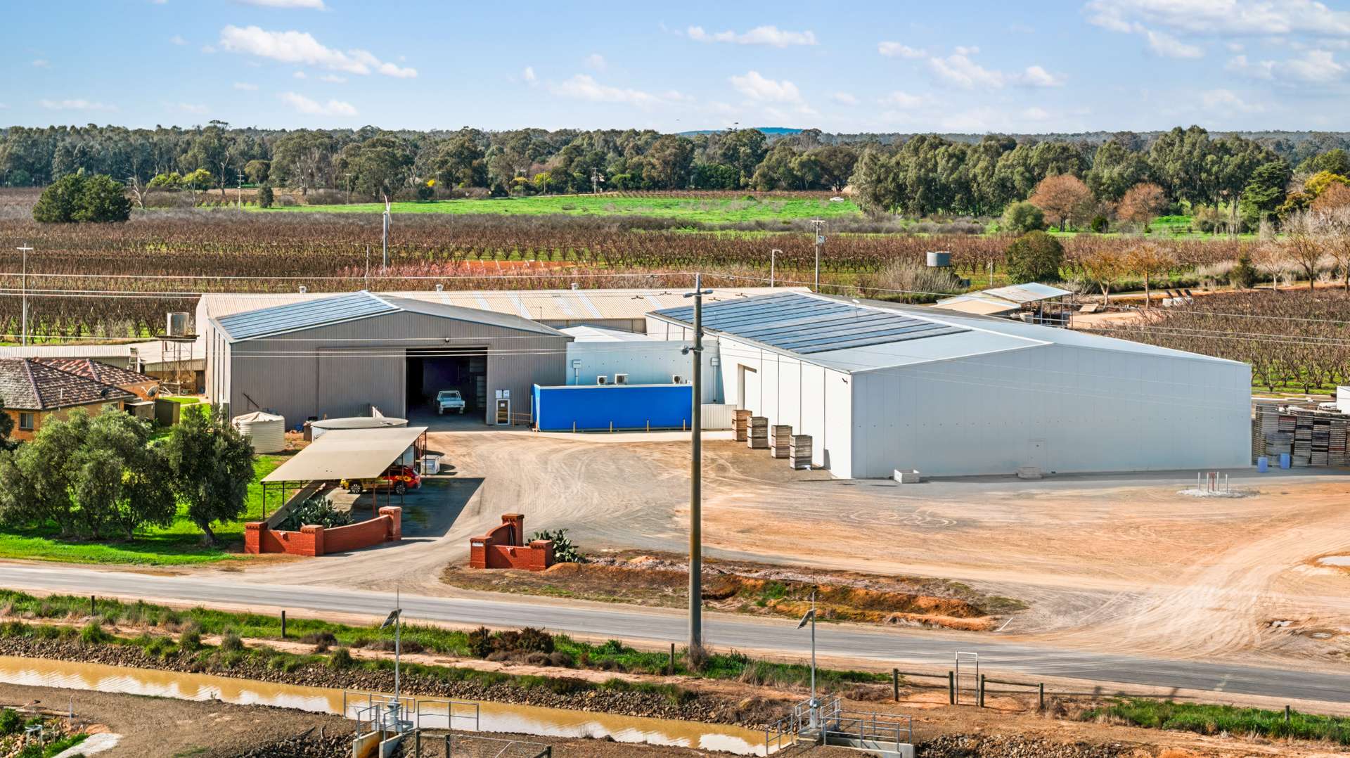 139 Chapel Road, Cobram East For Sale by Farmbuy.com - image 4