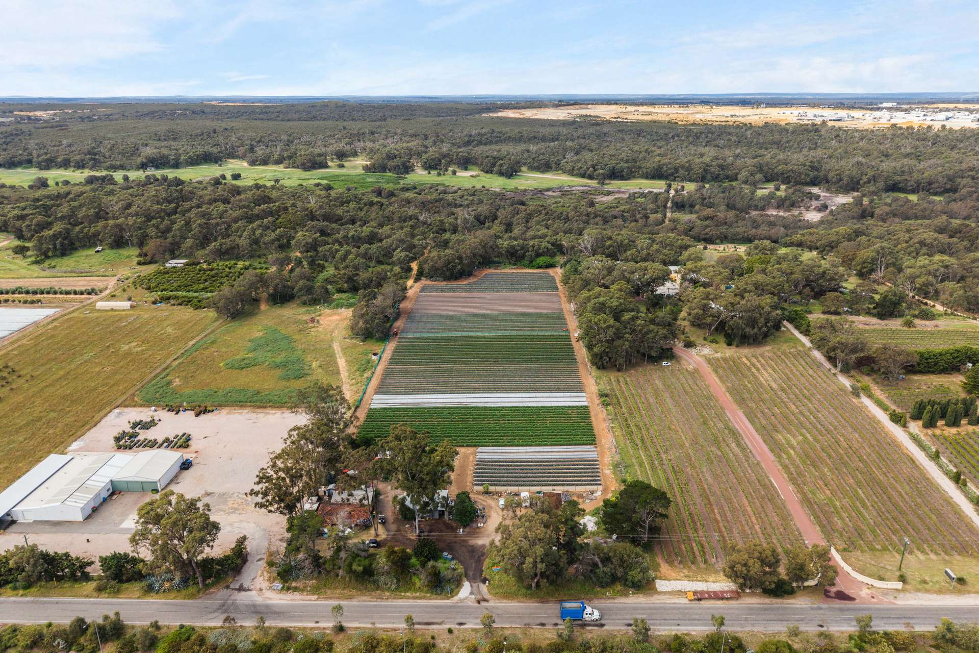 1880 Wanneroo Road, Neerabup For Sale by Farmbuy.com - image 4